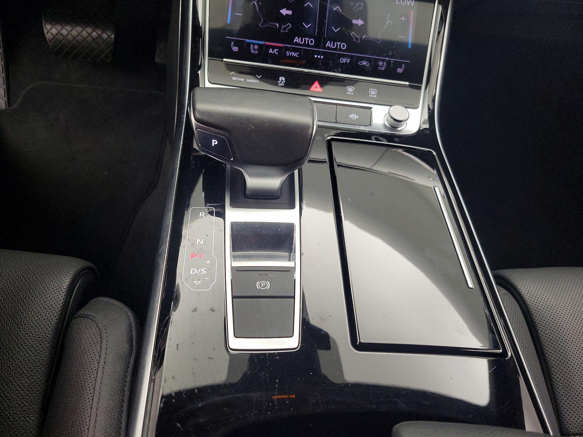 Thumbnail: 2019 Audi A8 - 18