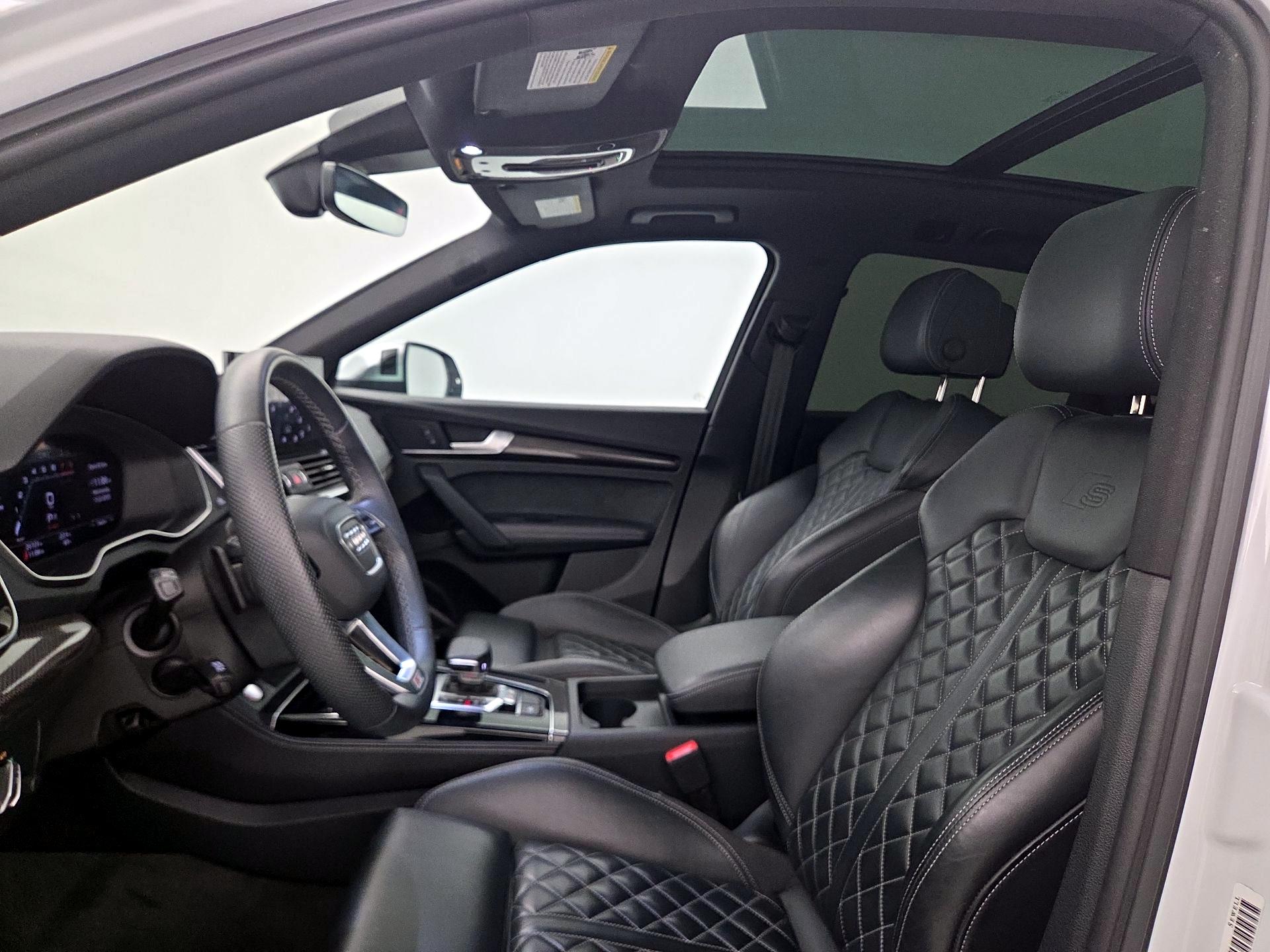 Thumbnail: 2023 Audi SQ5 - 19