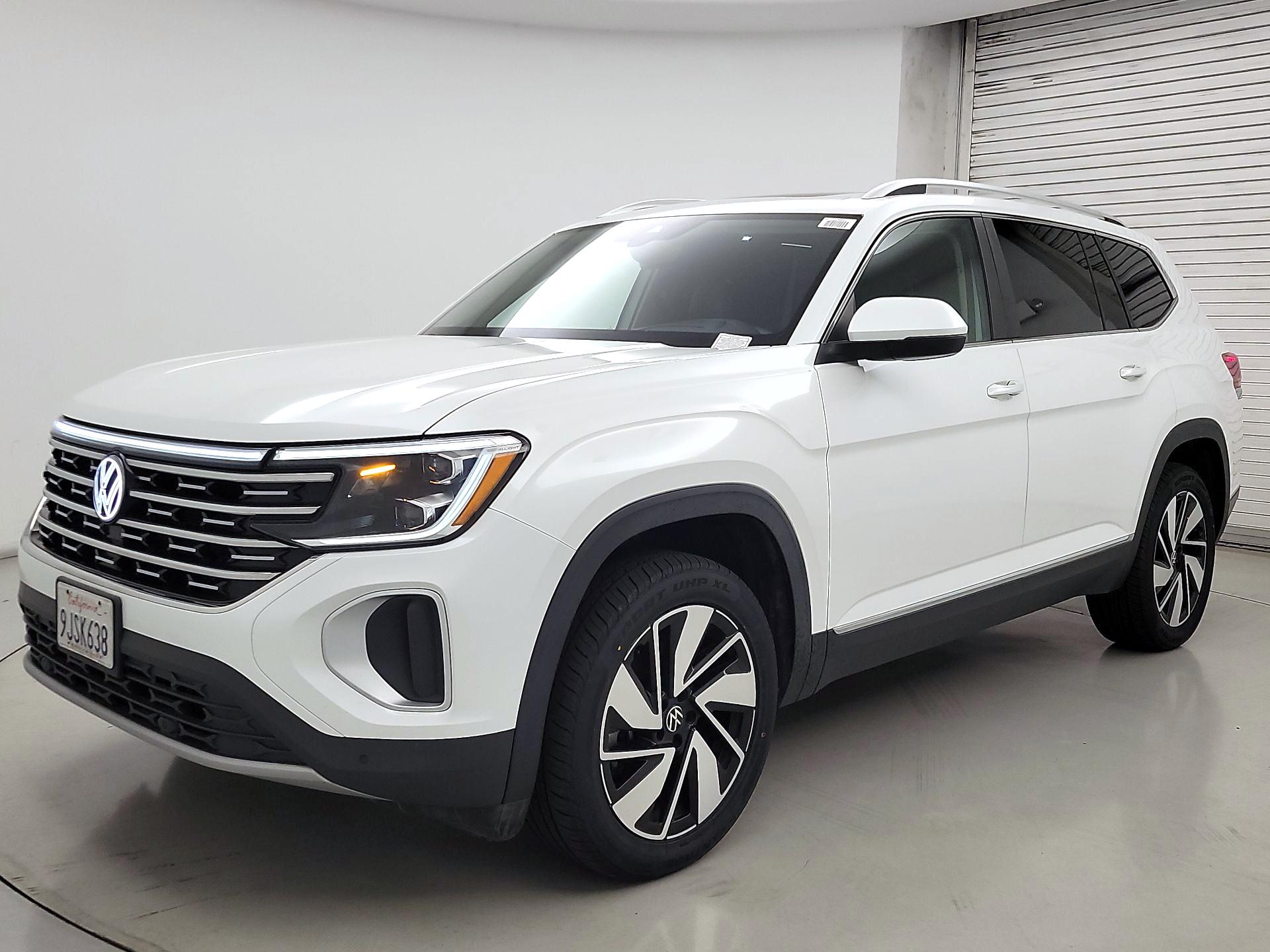 Thumbnail: 2024 Volkswagen Atlas - 3