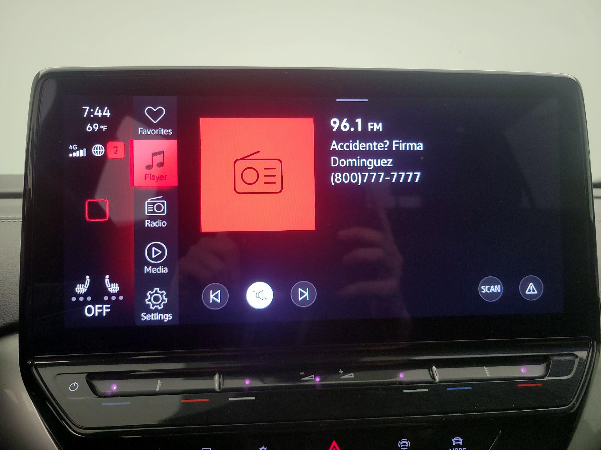 Thumbnail: 2023 Volkswagen ID.4 - 16