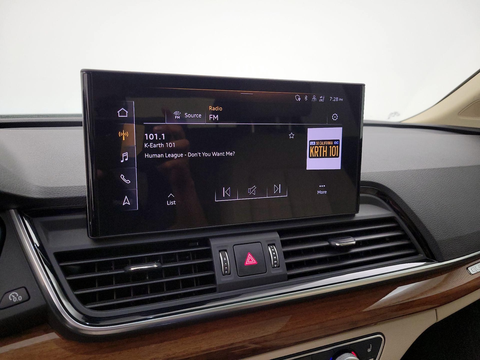 2023 Audi Q5 Premium Plus - Photo 16