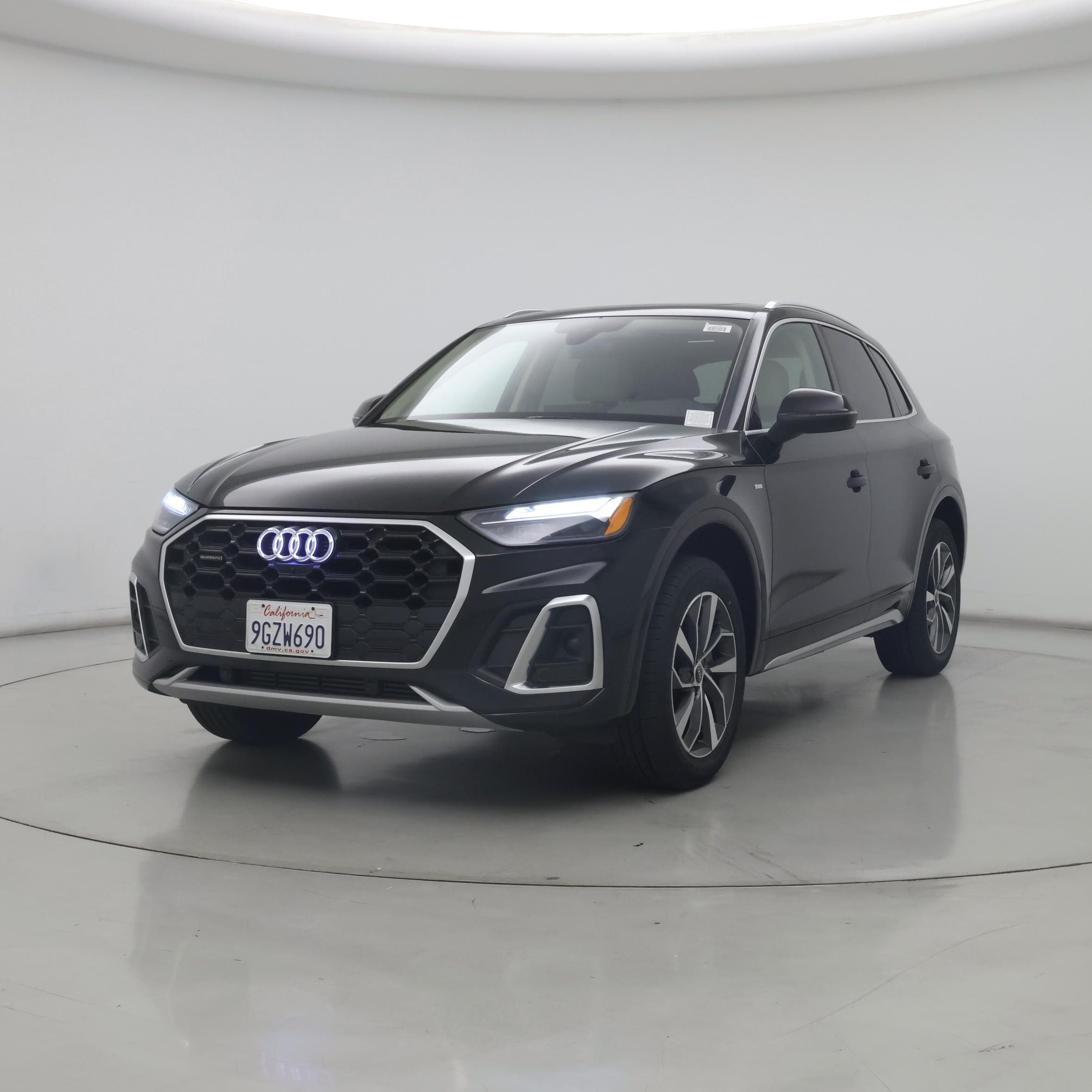 Thumbnail: 2023 Audi Q5 - 4
