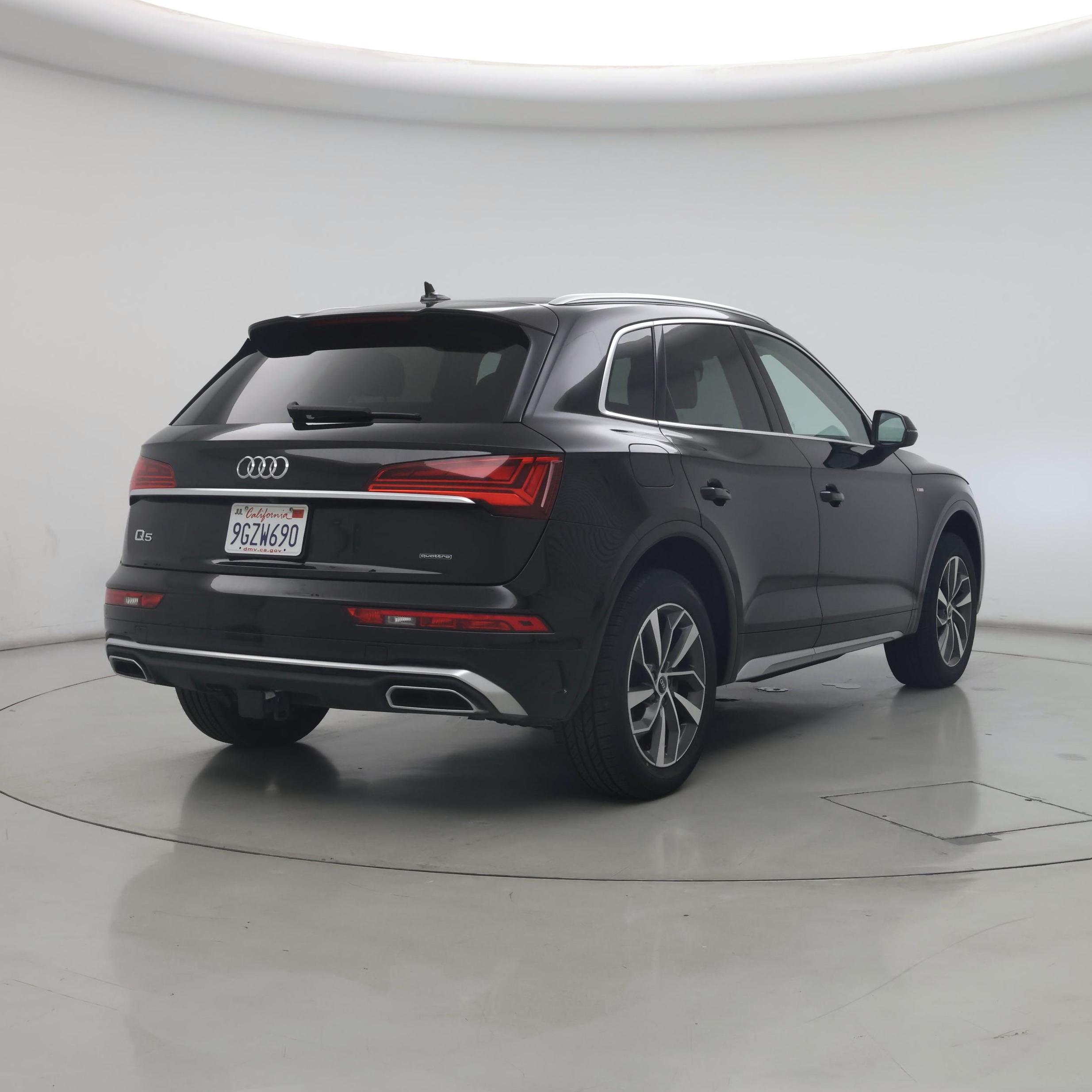 Thumbnail: 2023 Audi Q5 - 8