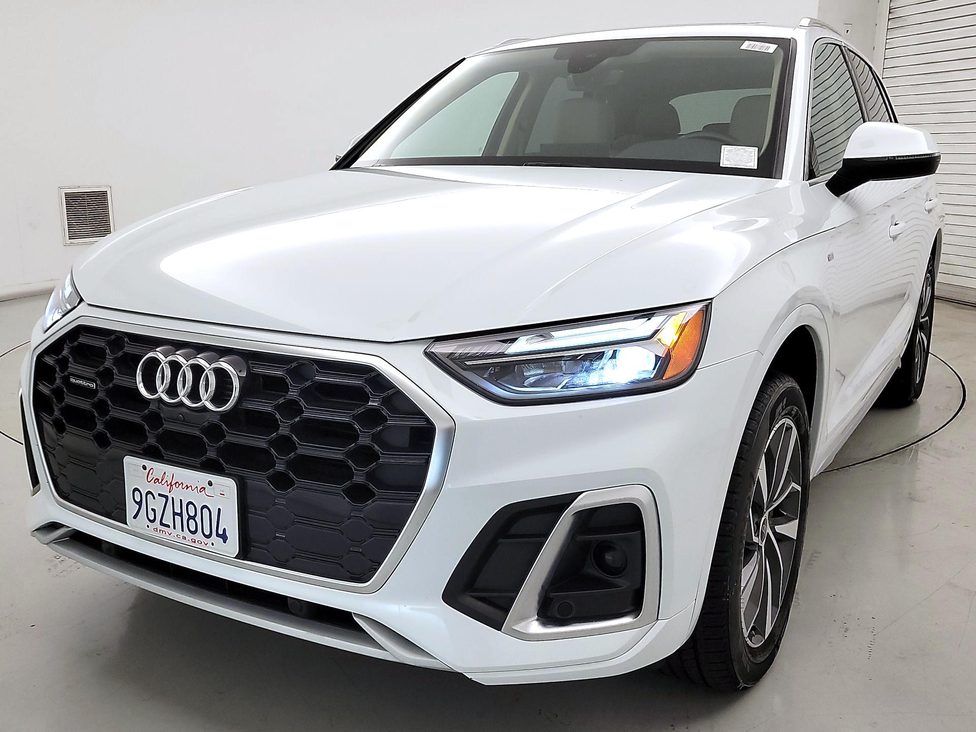 Thumbnail: 2023 Audi Q5 - 3