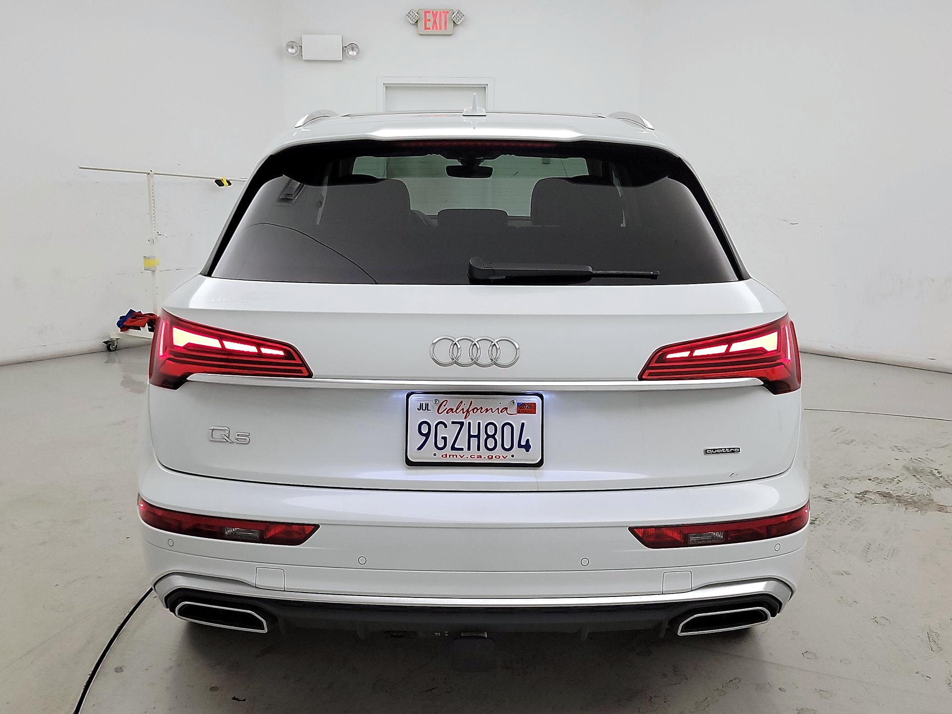 Thumbnail: 2023 Audi Q5 - 6