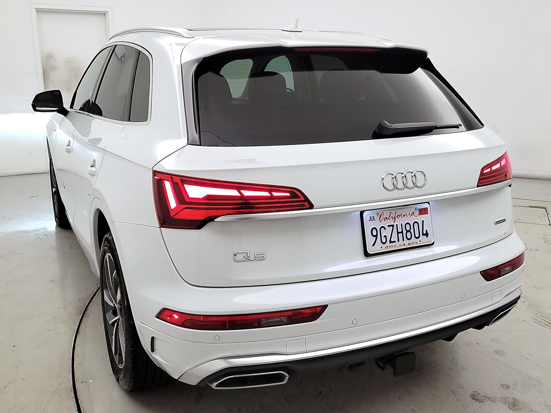 Thumbnail: 2023 Audi Q5 - 7