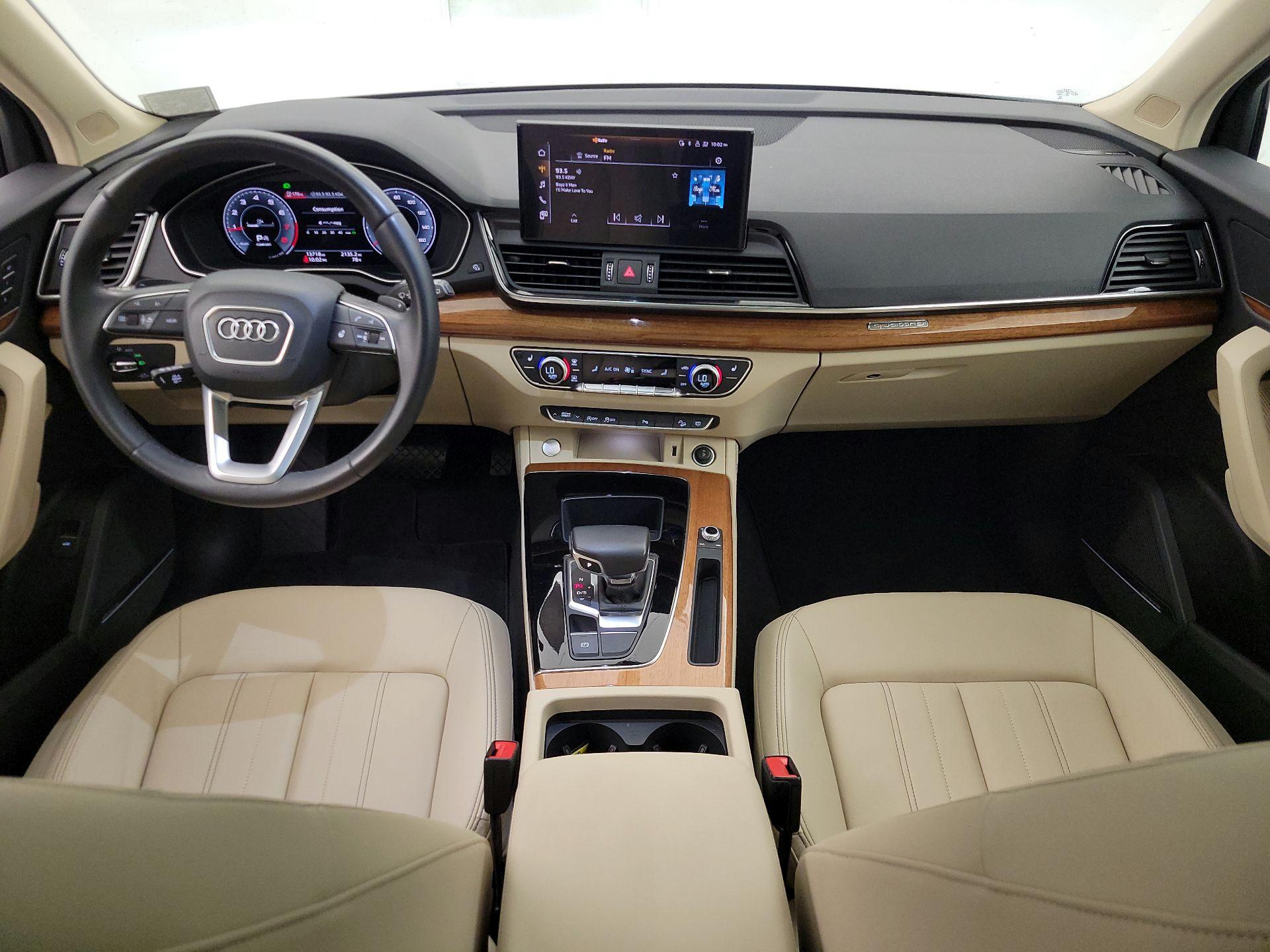 Thumbnail: 2023 Audi Q5 - 8
