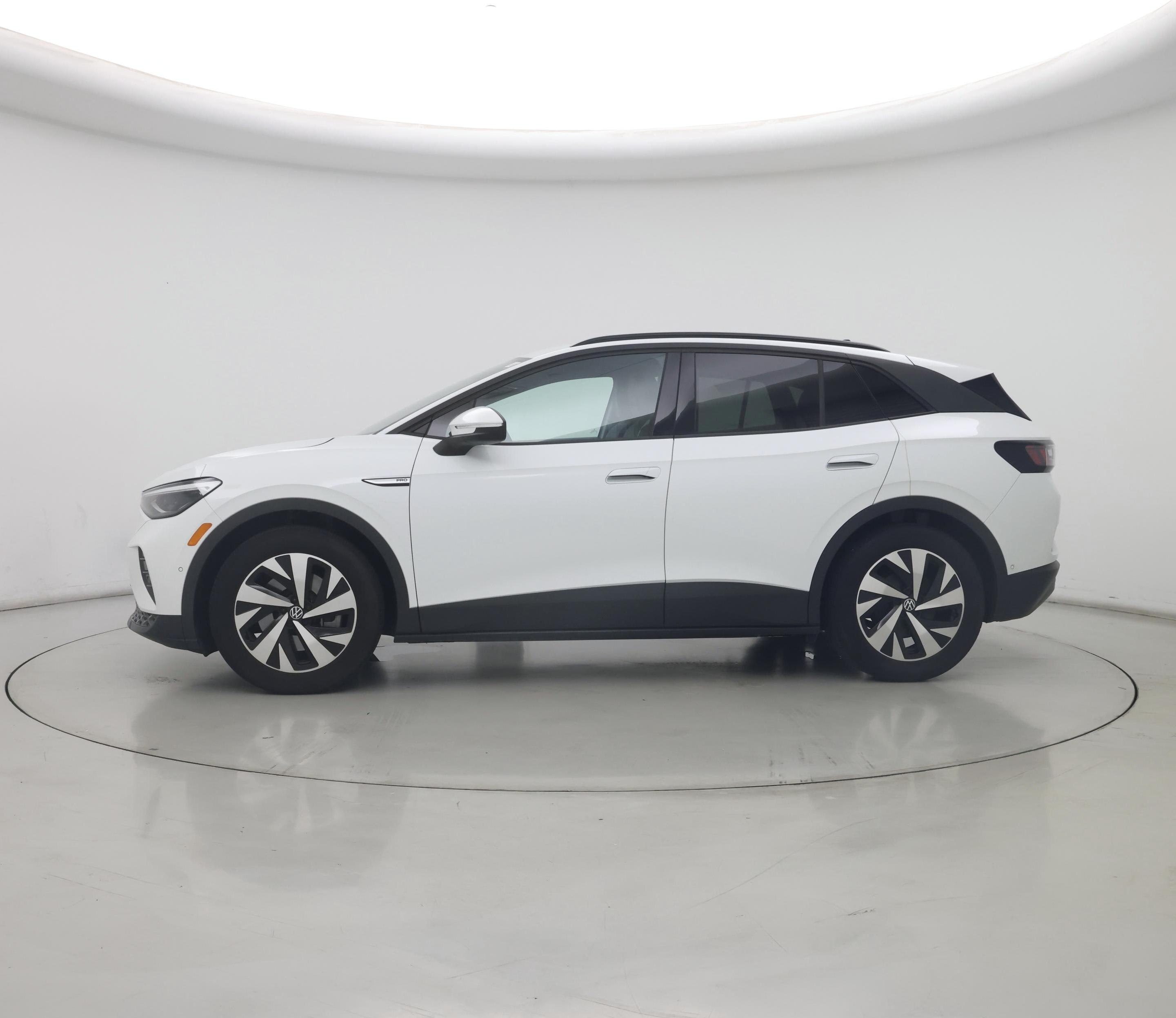 Thumbnail: 2023 Volkswagen ID.4 - 3