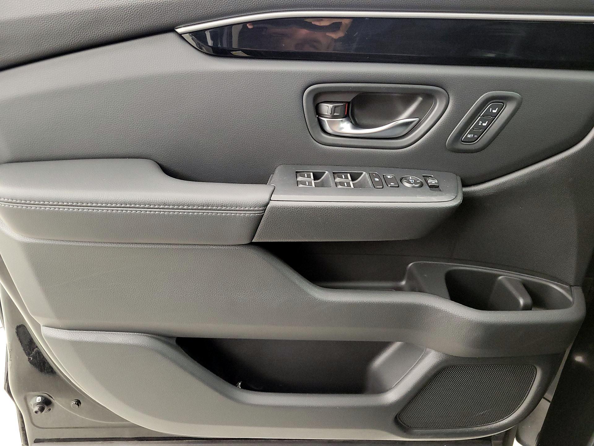 Thumbnail: 2023 Honda Pilot - 12