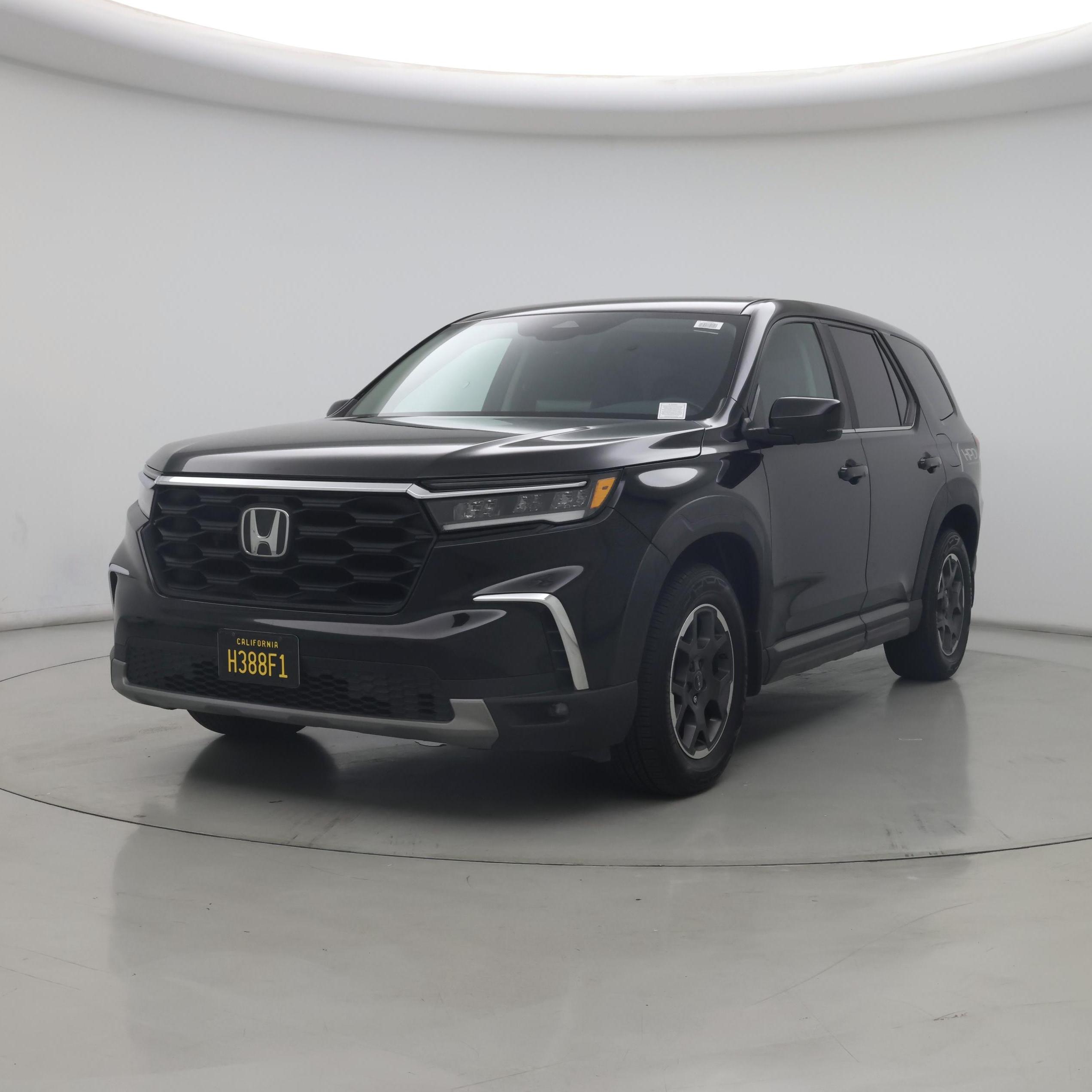 Thumbnail: 2023 Honda Pilot - 4