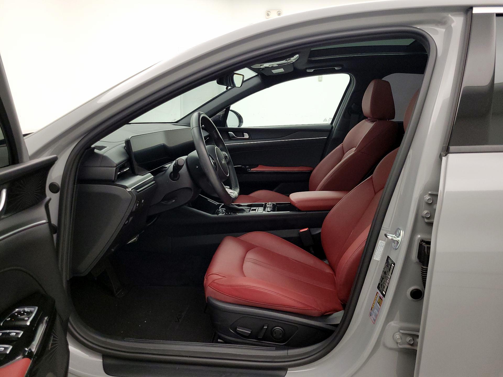Thumbnail: 2025 Kia K5 - 11