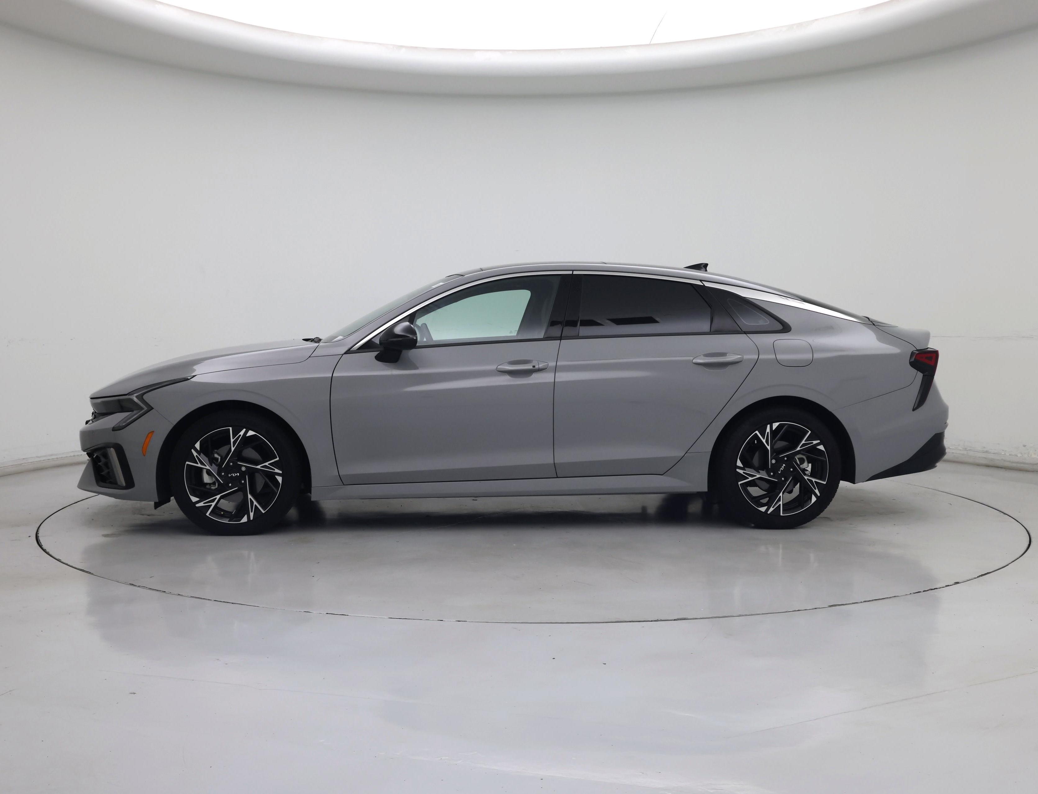 Thumbnail: 2025 Kia K5 - 3