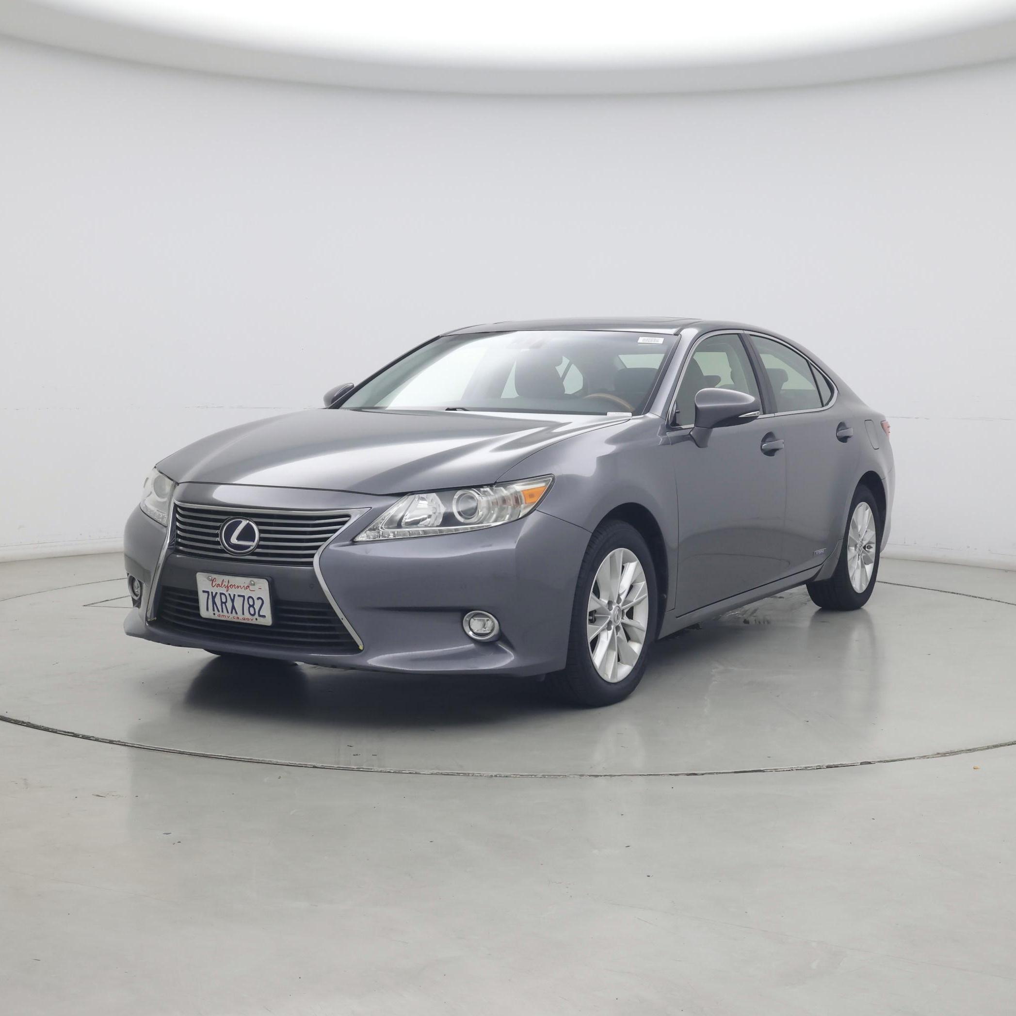 Thumbnail: 2015 Lexus ES - 4