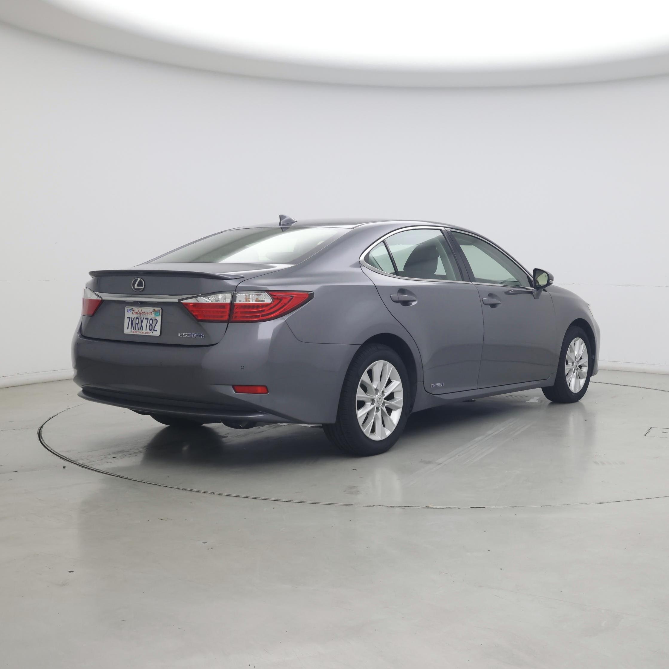 Thumbnail: 2015 Lexus ES - 8