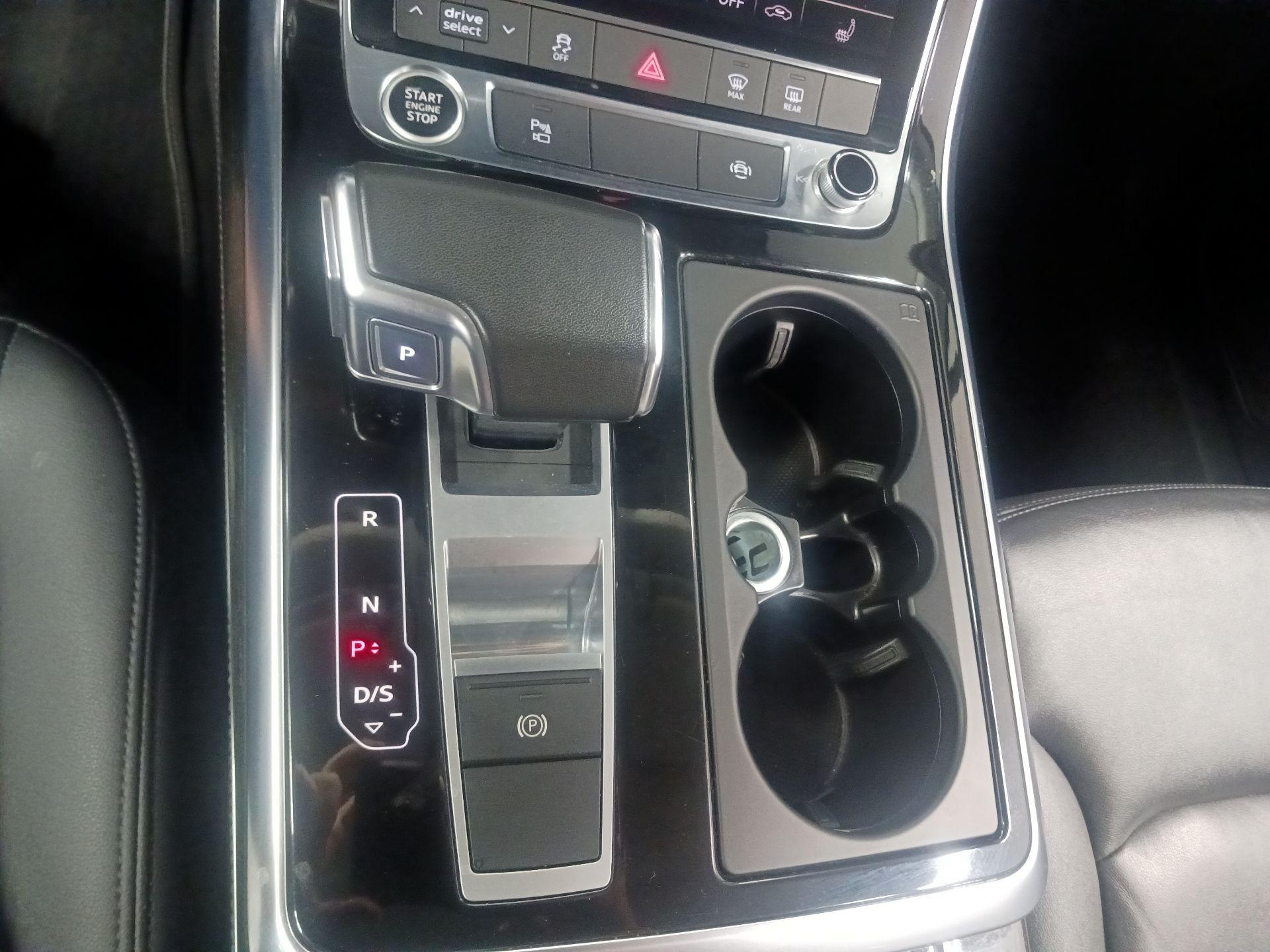 Thumbnail: 2024 Audi Q7 - 14