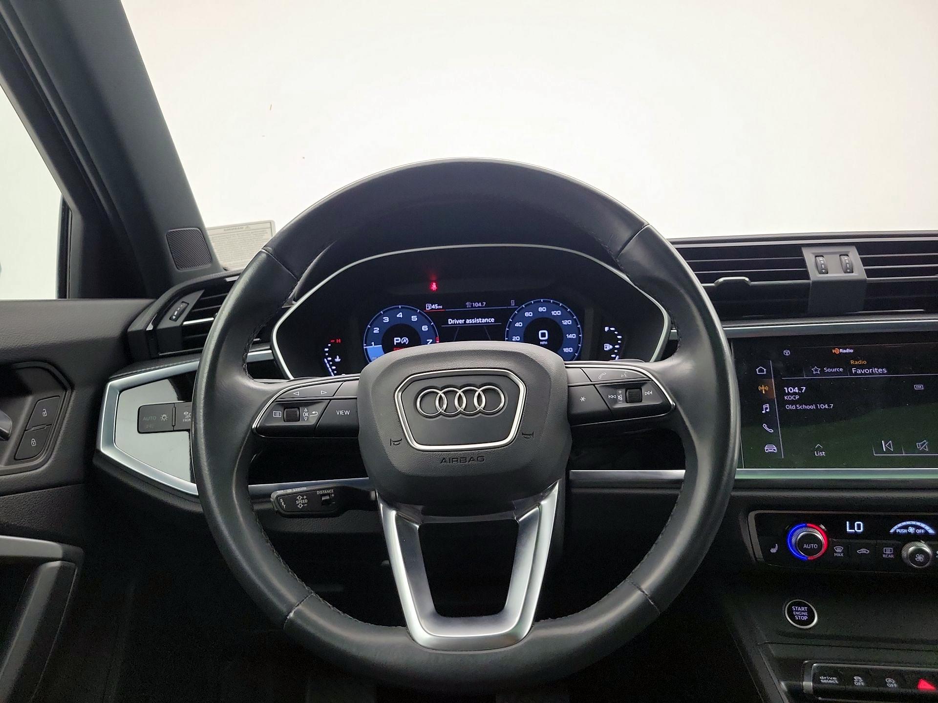 Thumbnail: 2024 Audi Q3 - 10