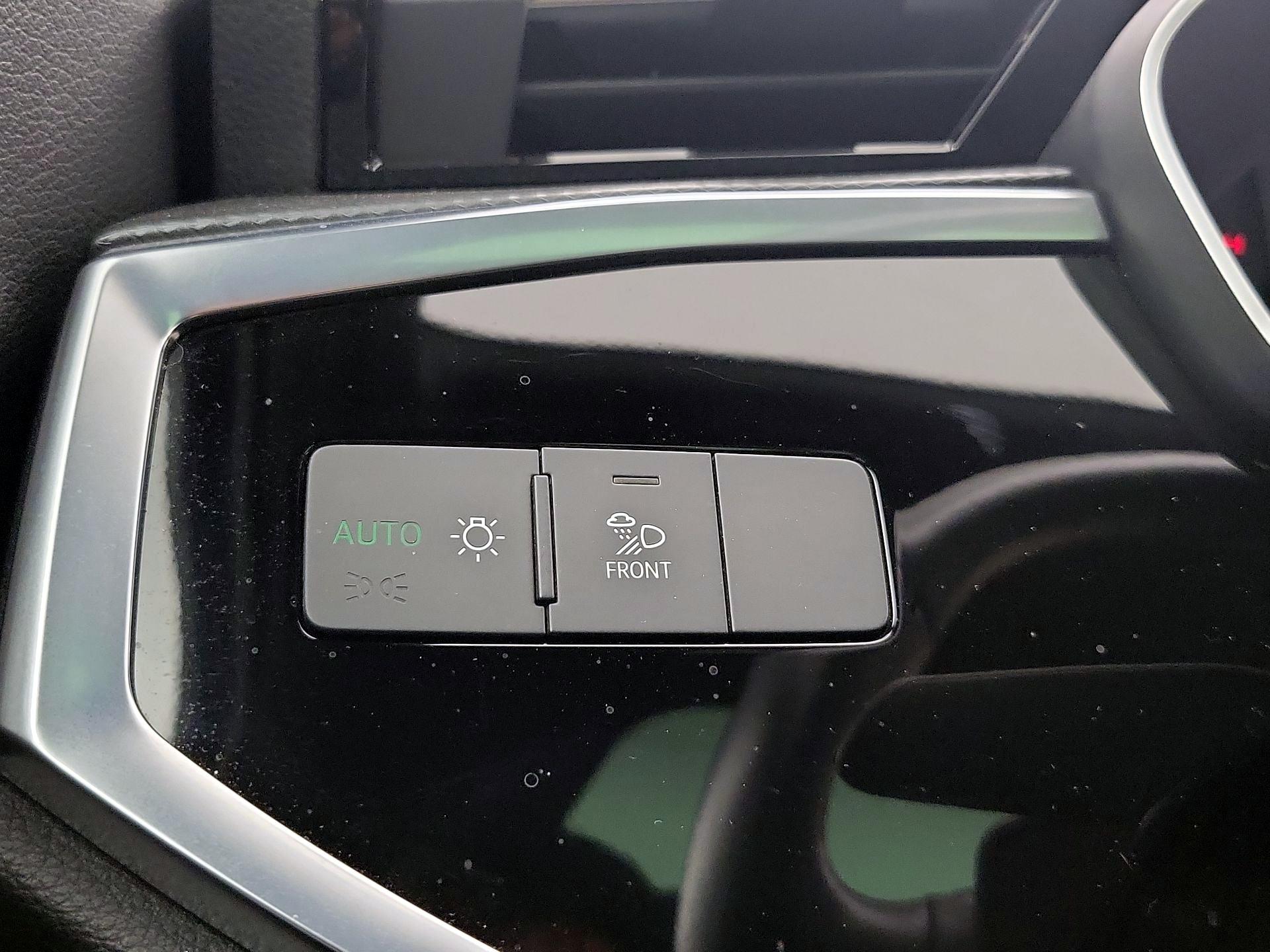Thumbnail: 2024 Audi Q3 - 13