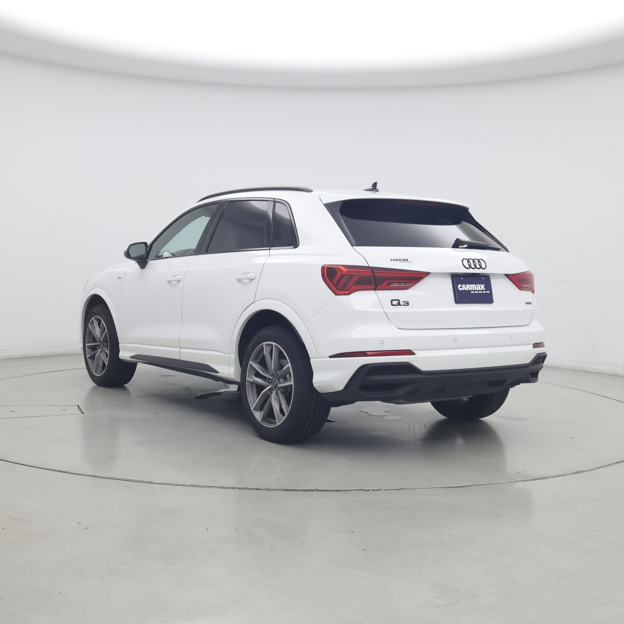 Thumbnail: 2024 Audi Q3 - 2