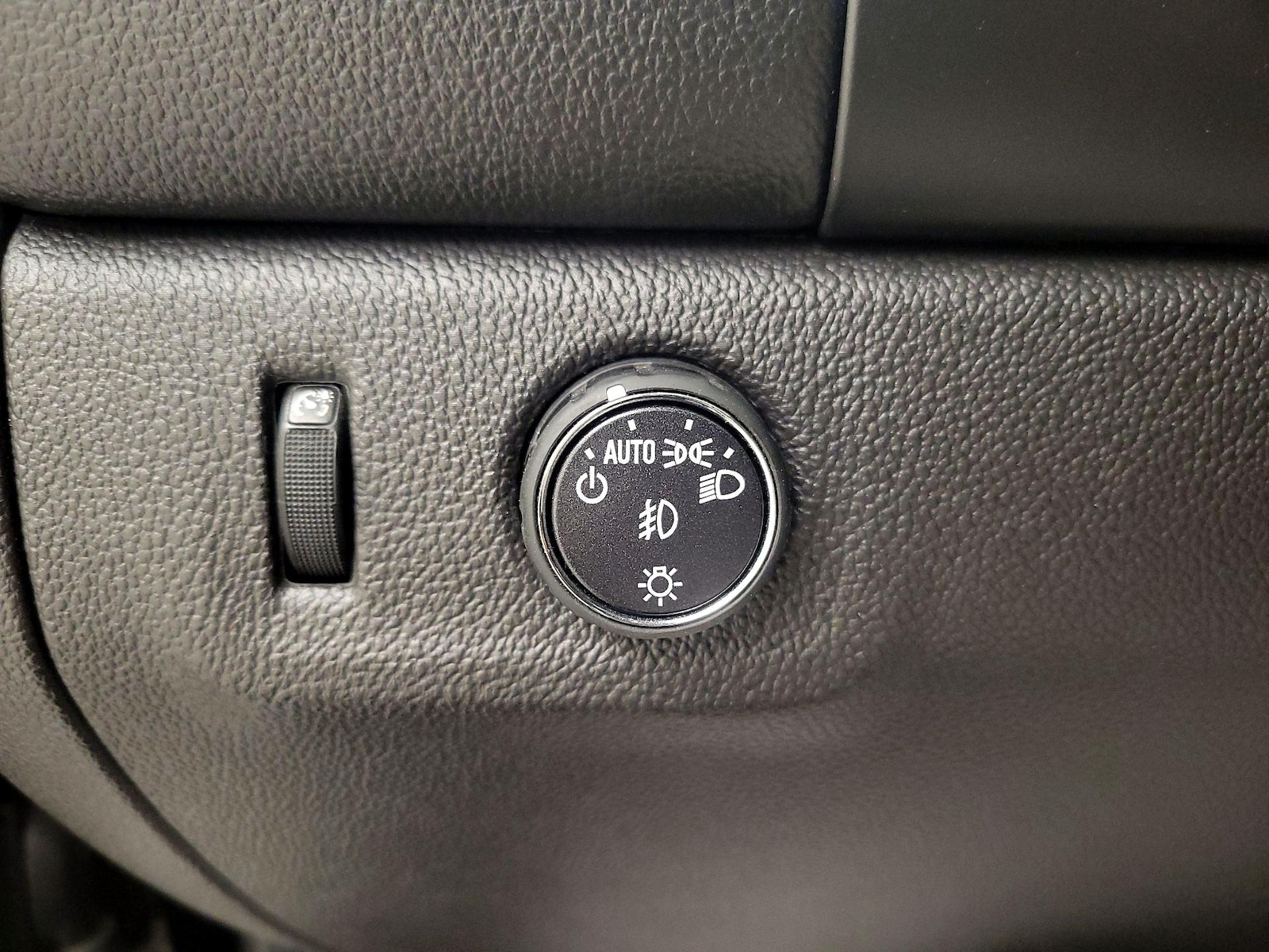 2016 GMC Canyon SLT - Photo 14