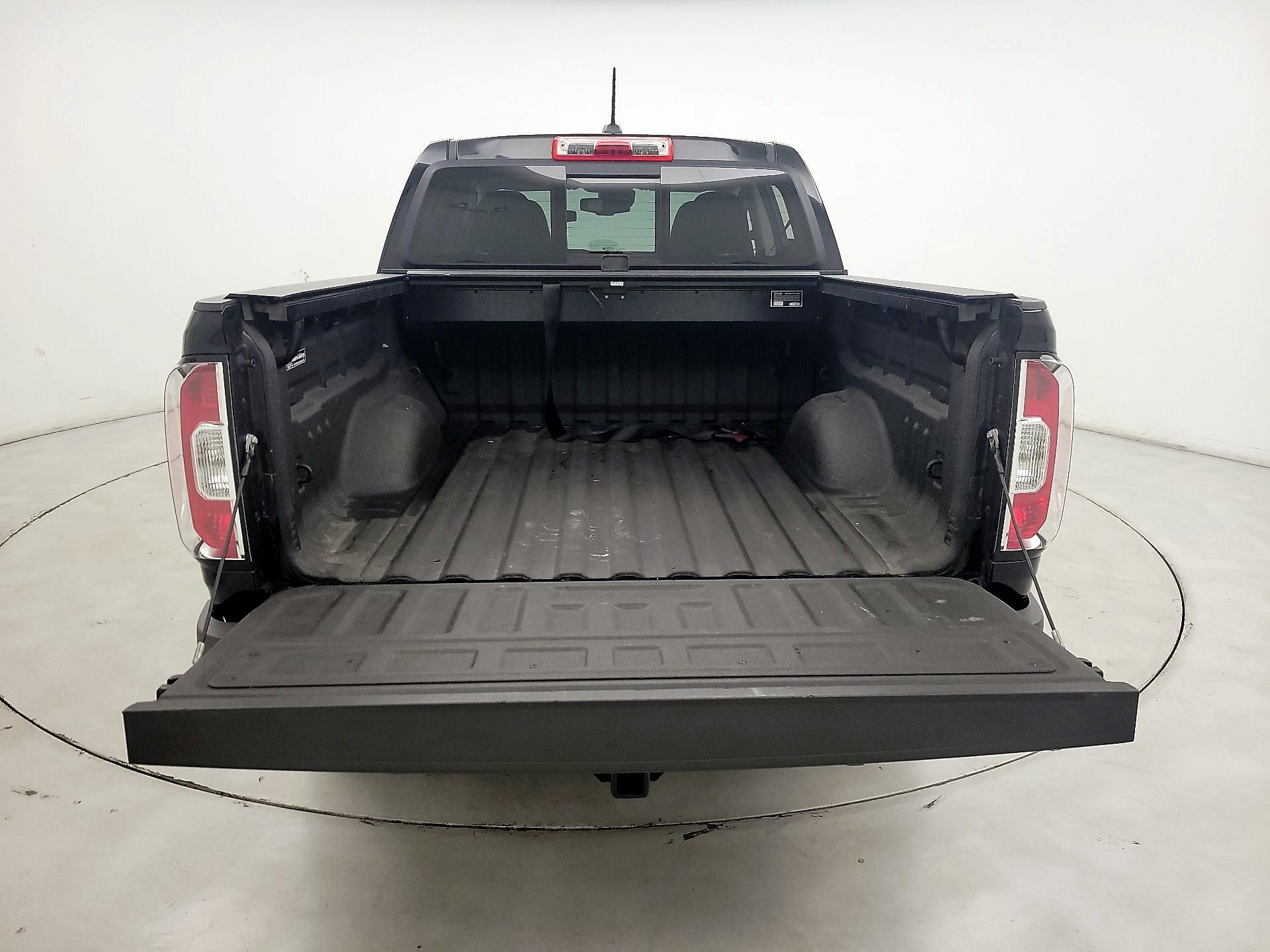 Thumbnail: 2016 GMC Canyon - 20