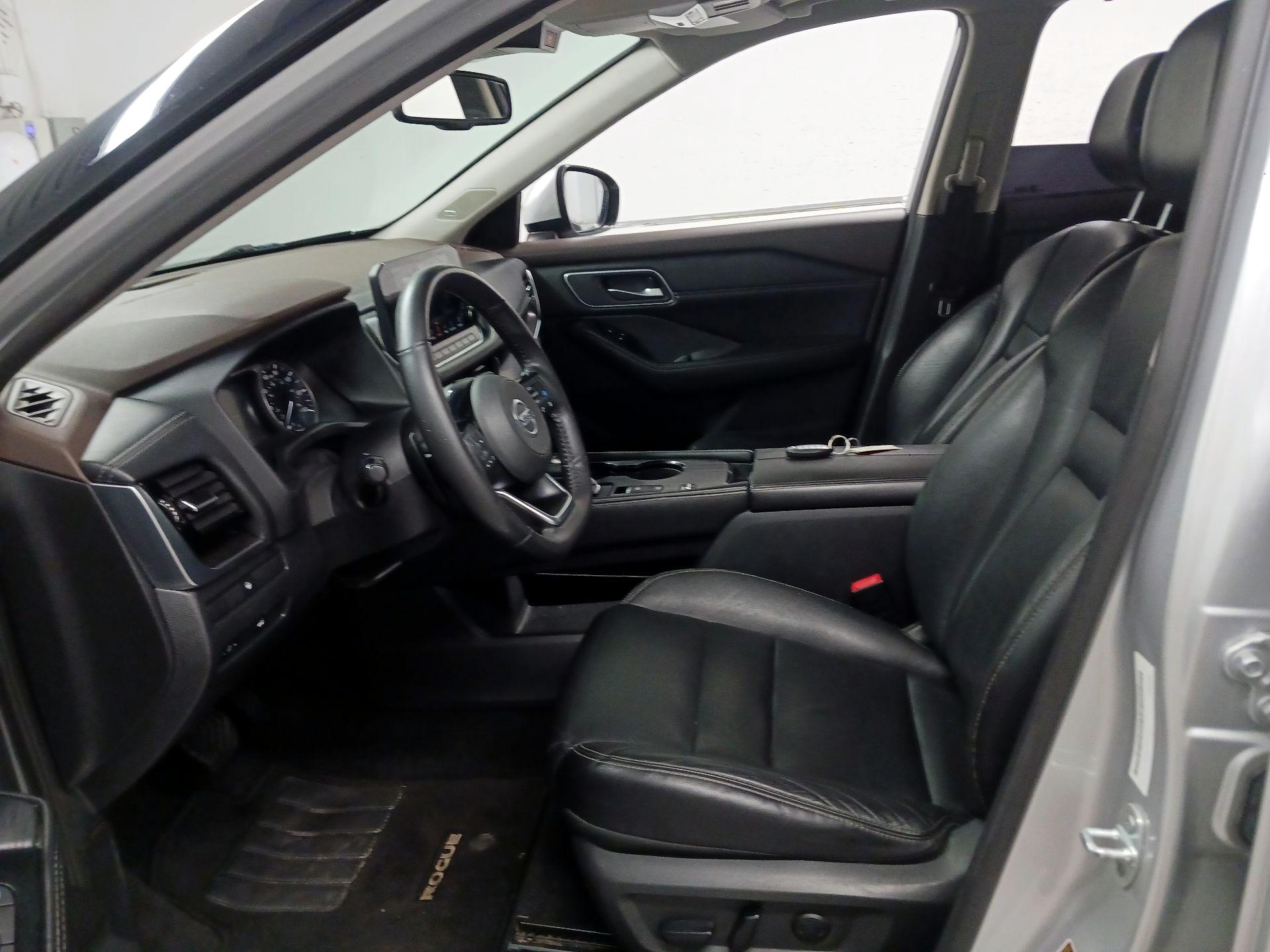 Thumbnail: 2021 Nissan Rogue - 9