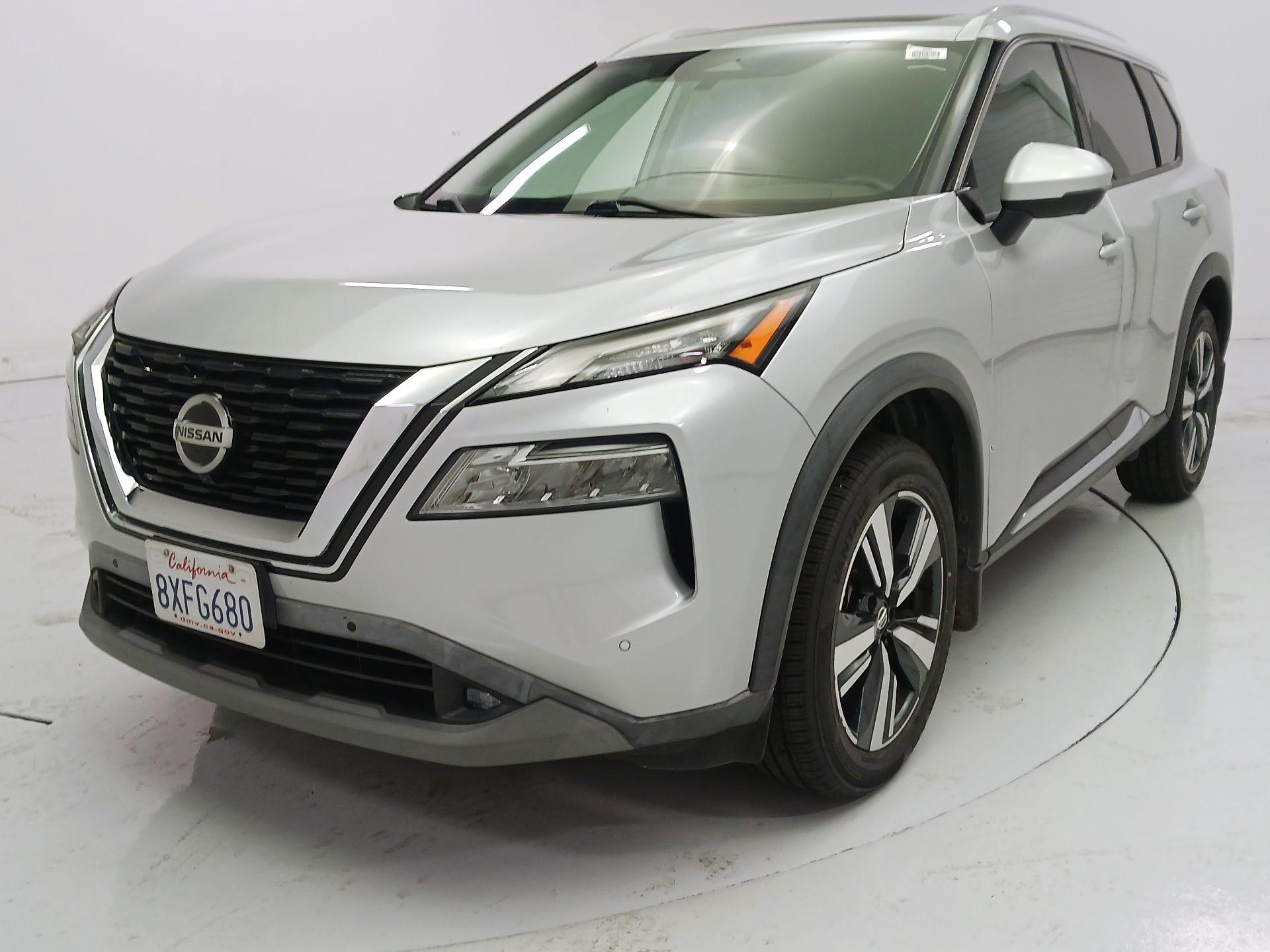 Thumbnail: 2021 Nissan Rogue - 3