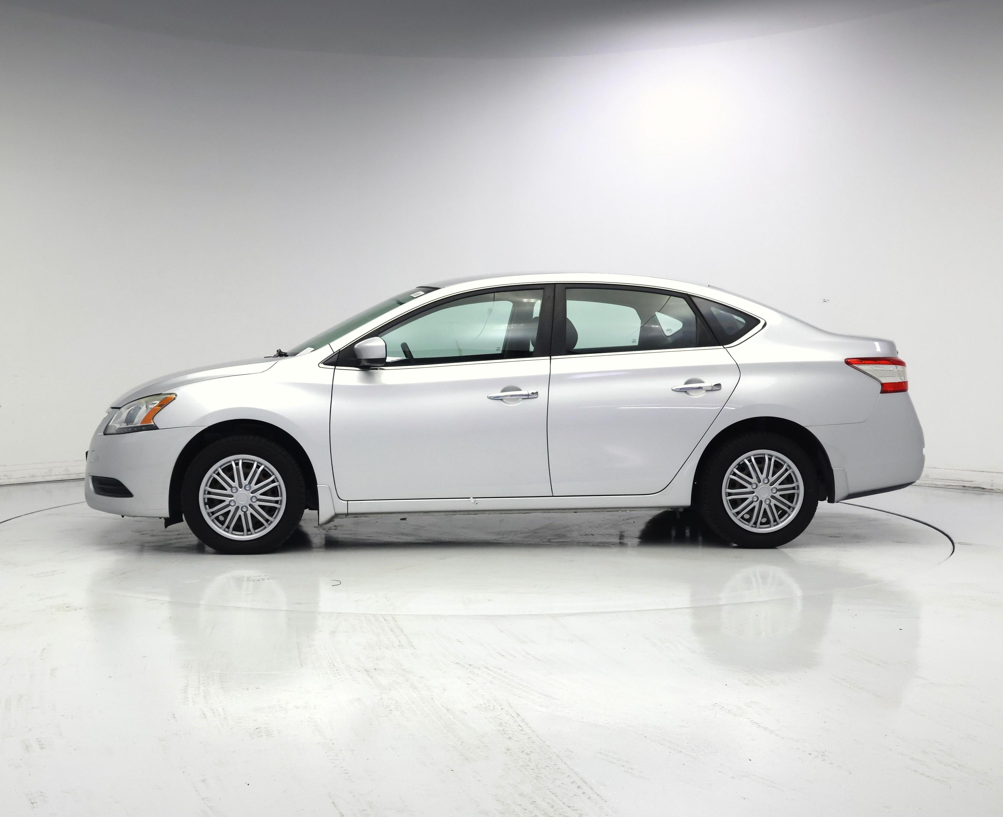 Thumbnail: 2014 Nissan Sentra - 3