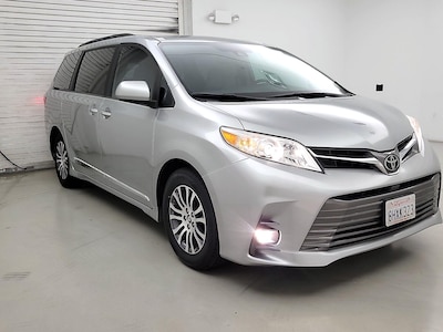2019 Toyota Sienna XLE