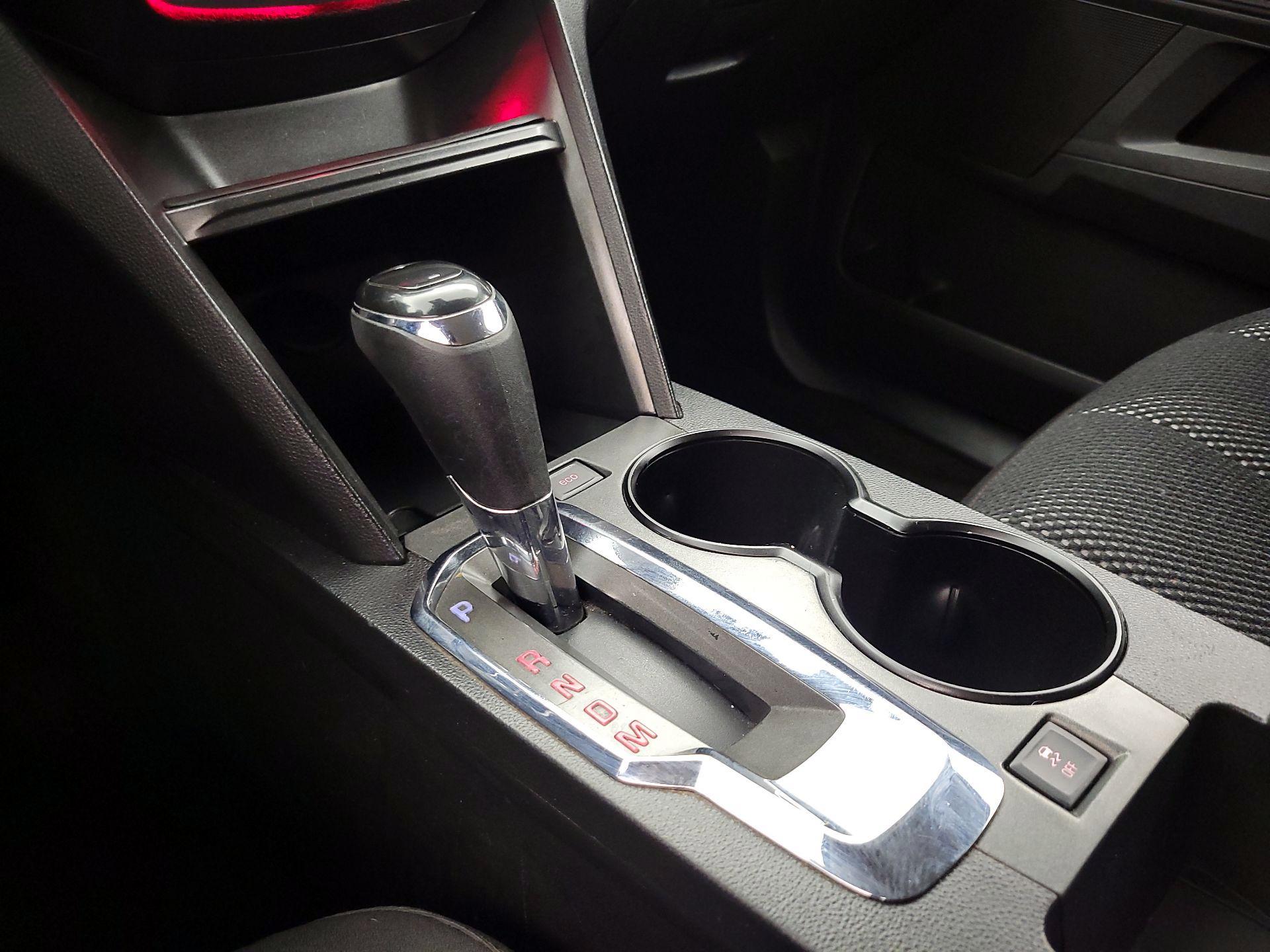 Thumbnail: 2017 GMC Terrain - 16