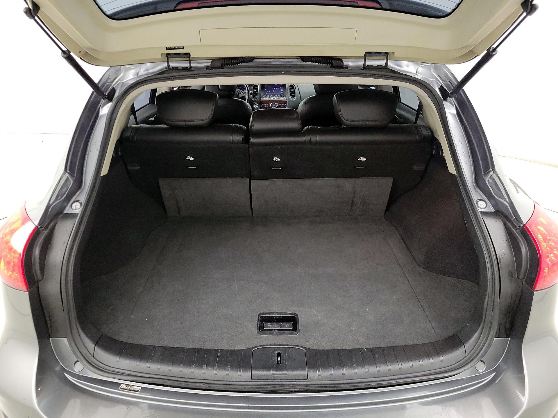 Thumbnail: 2016 INFINITI QX50 - 16