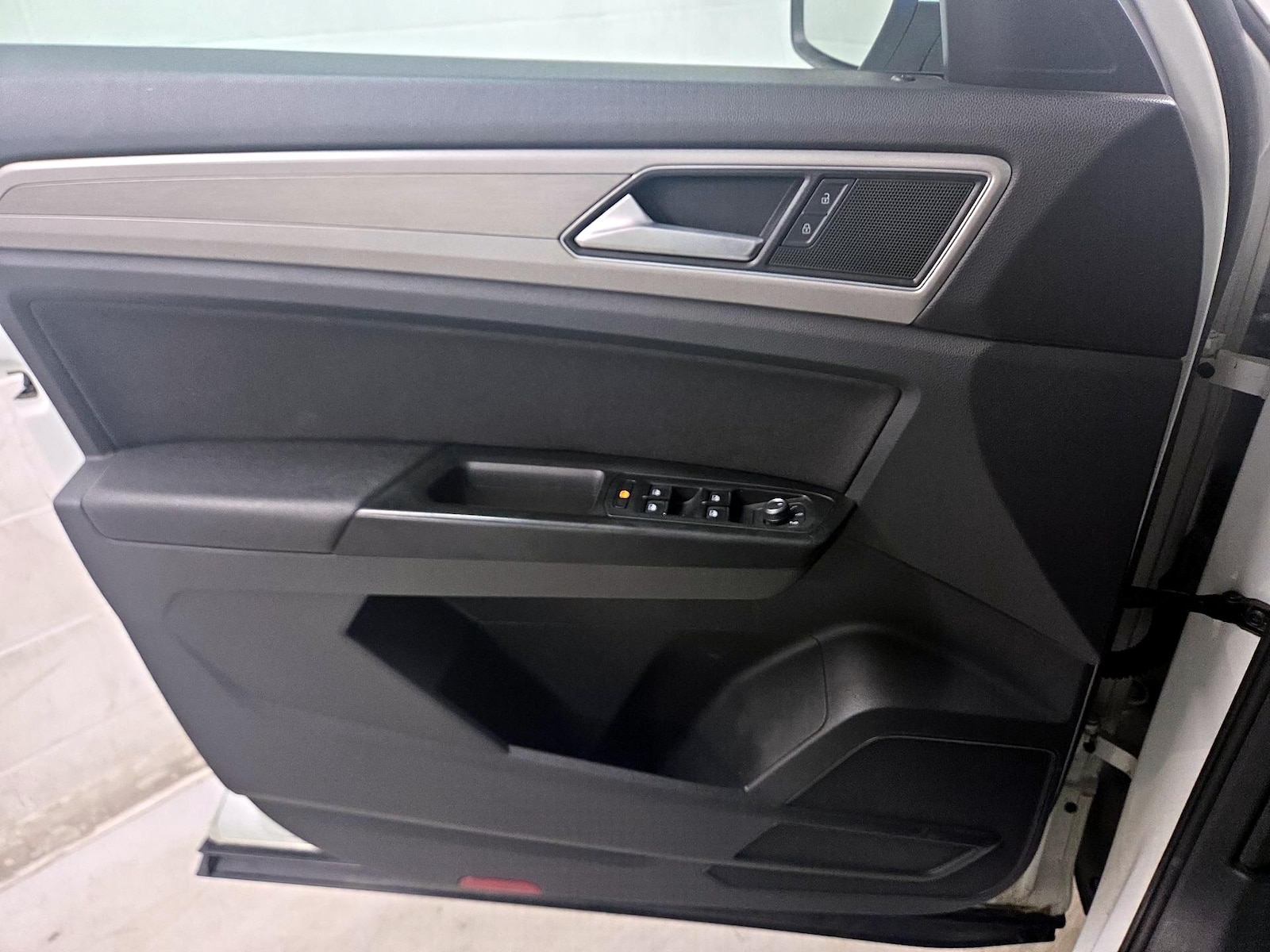 2018 Volkswagen Atlas S - Photo 13