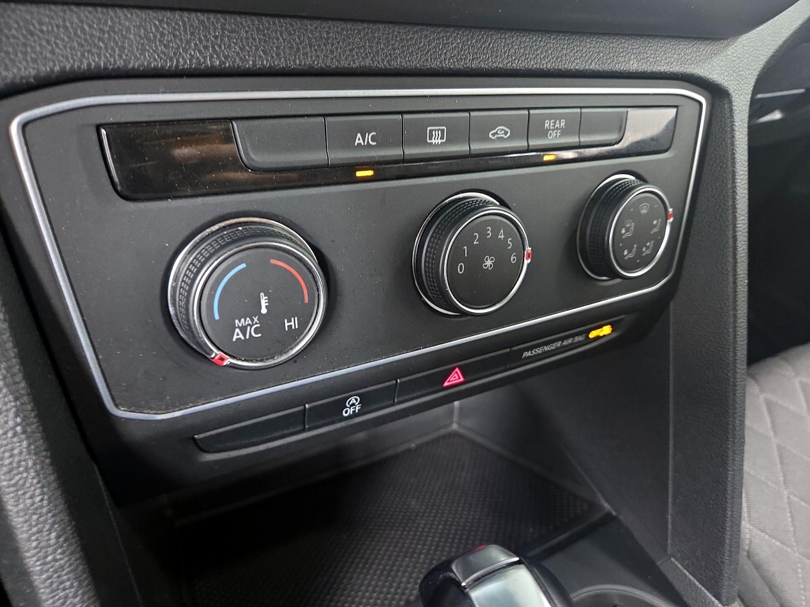 2018 Volkswagen Atlas S - Photo 15
