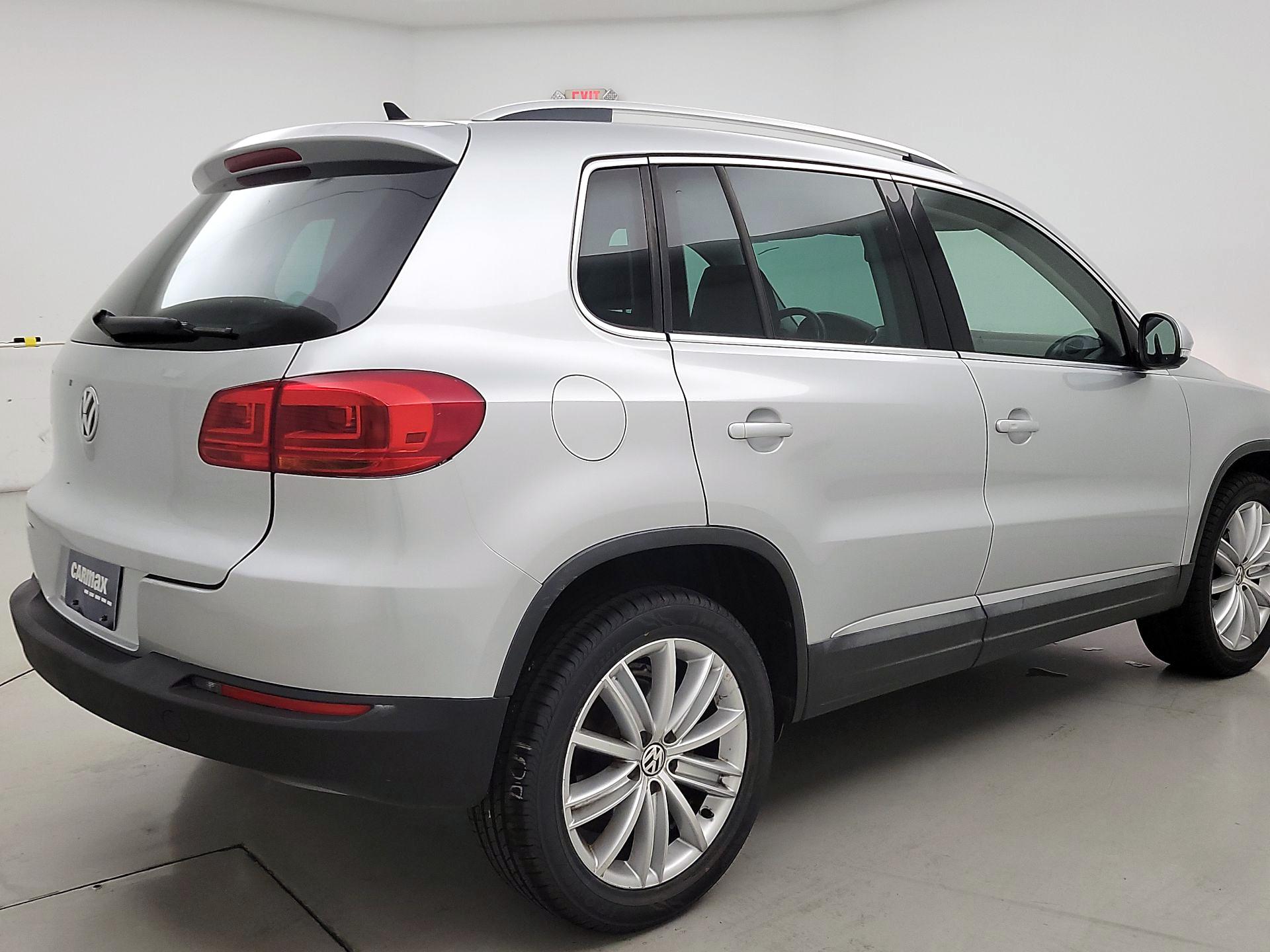 Thumbnail: 2015 Volkswagen Tiguan - 5