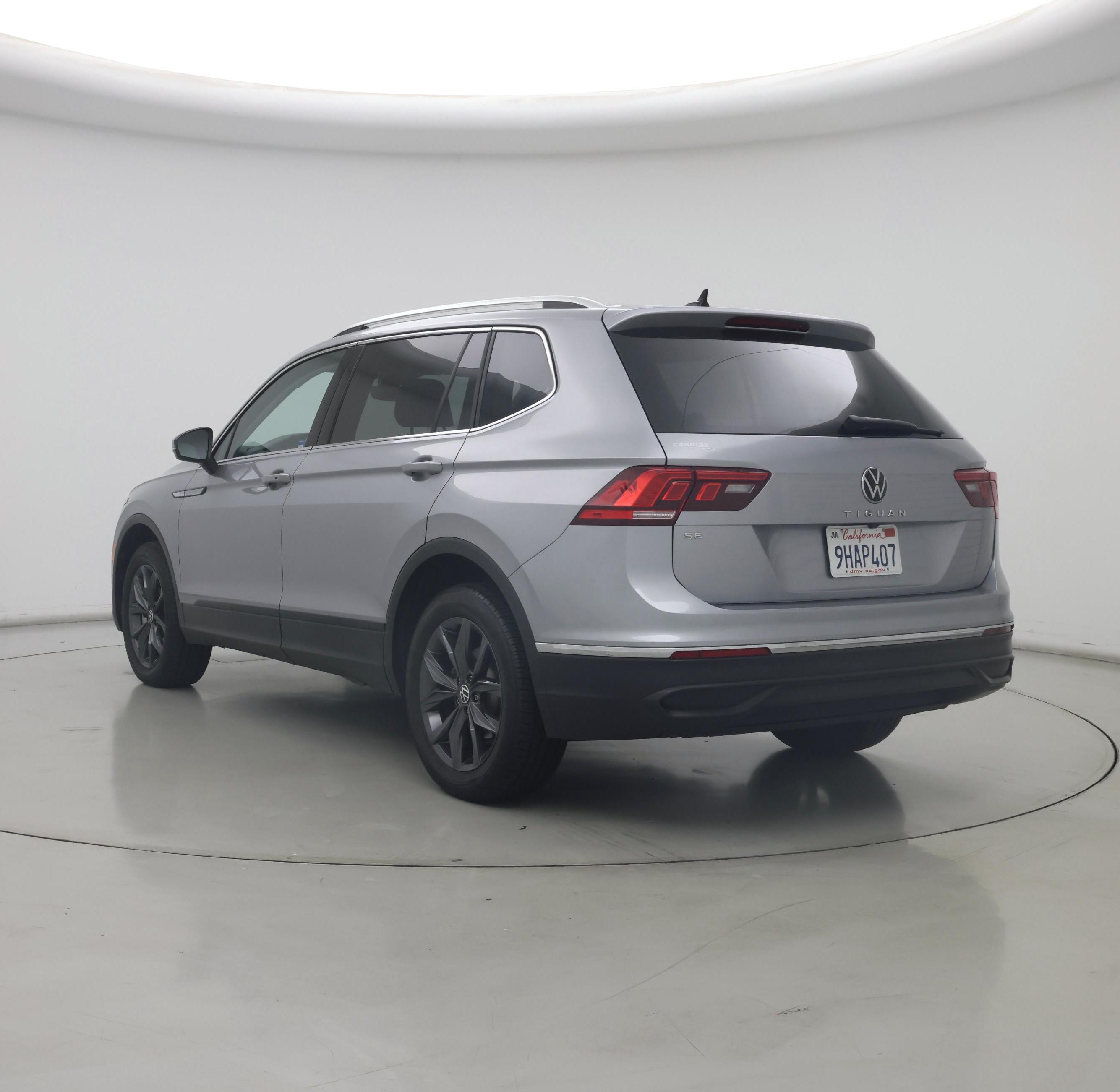 Thumbnail: 2023 Volkswagen Tiguan - 2