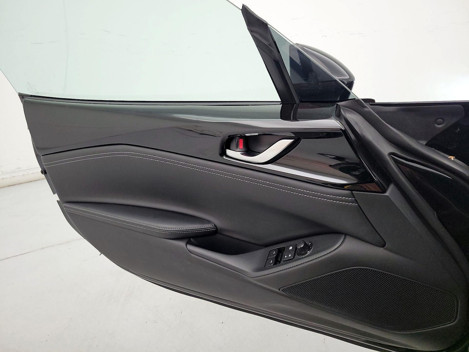 2025 Mazda MX-5 Miata RF Grand Touring - Photo 13