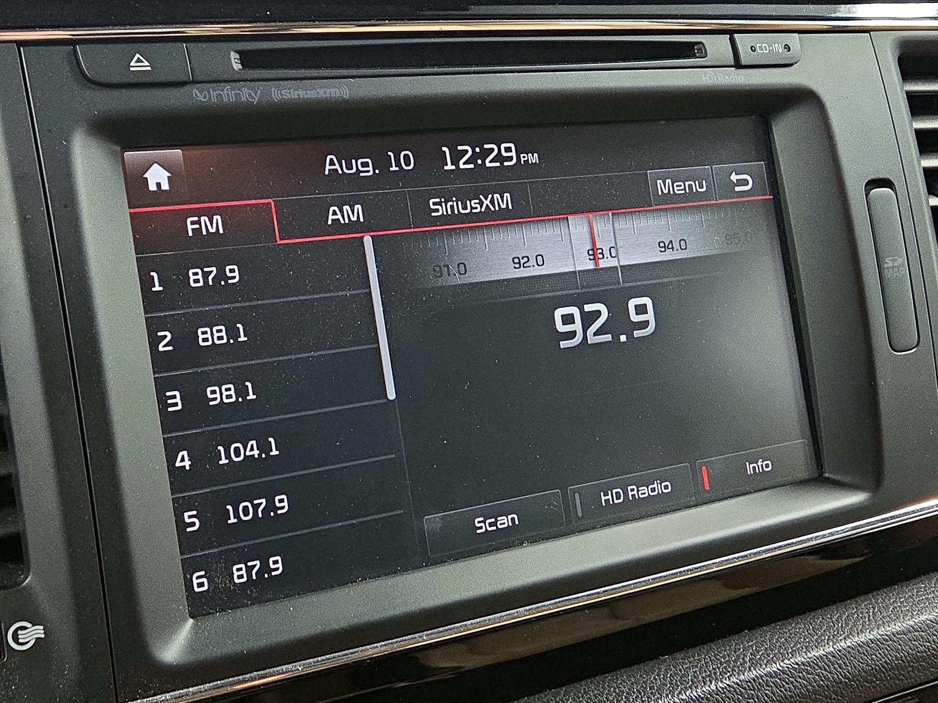Thumbnail: 2018 Kia Sedona - 14