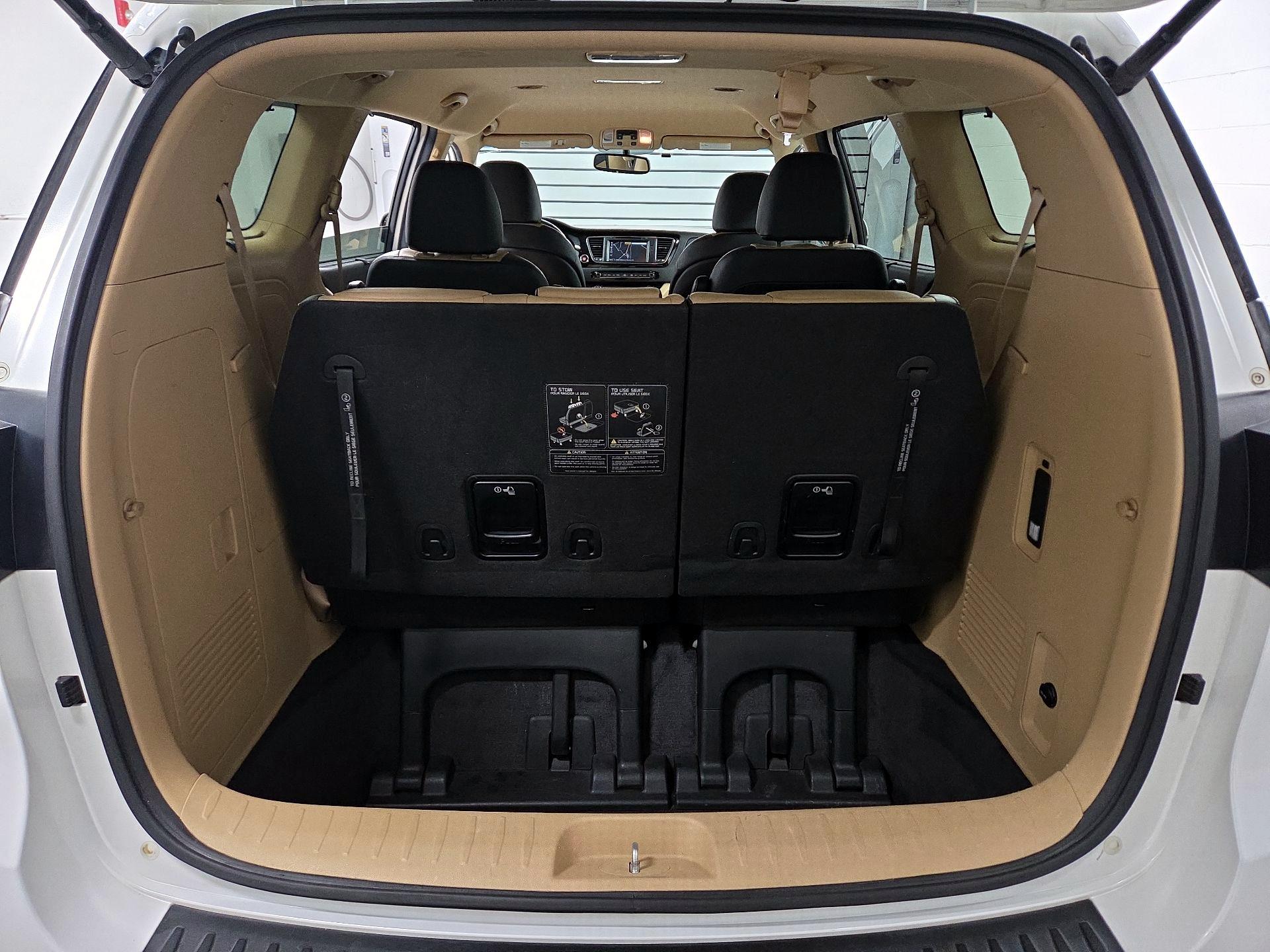 Thumbnail: 2018 Kia Sedona - 20