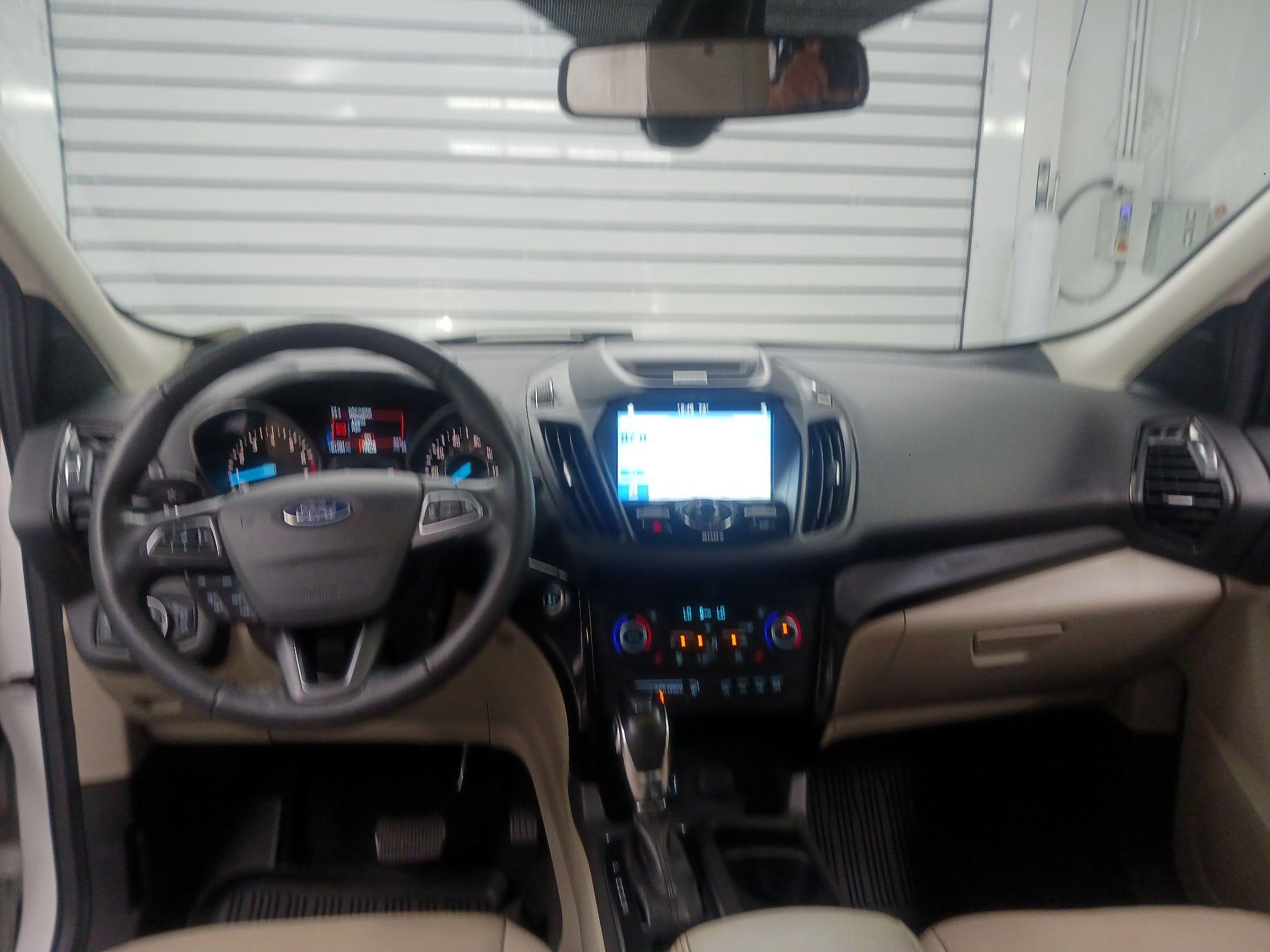 Thumbnail: 2018 Ford Escape - 9
