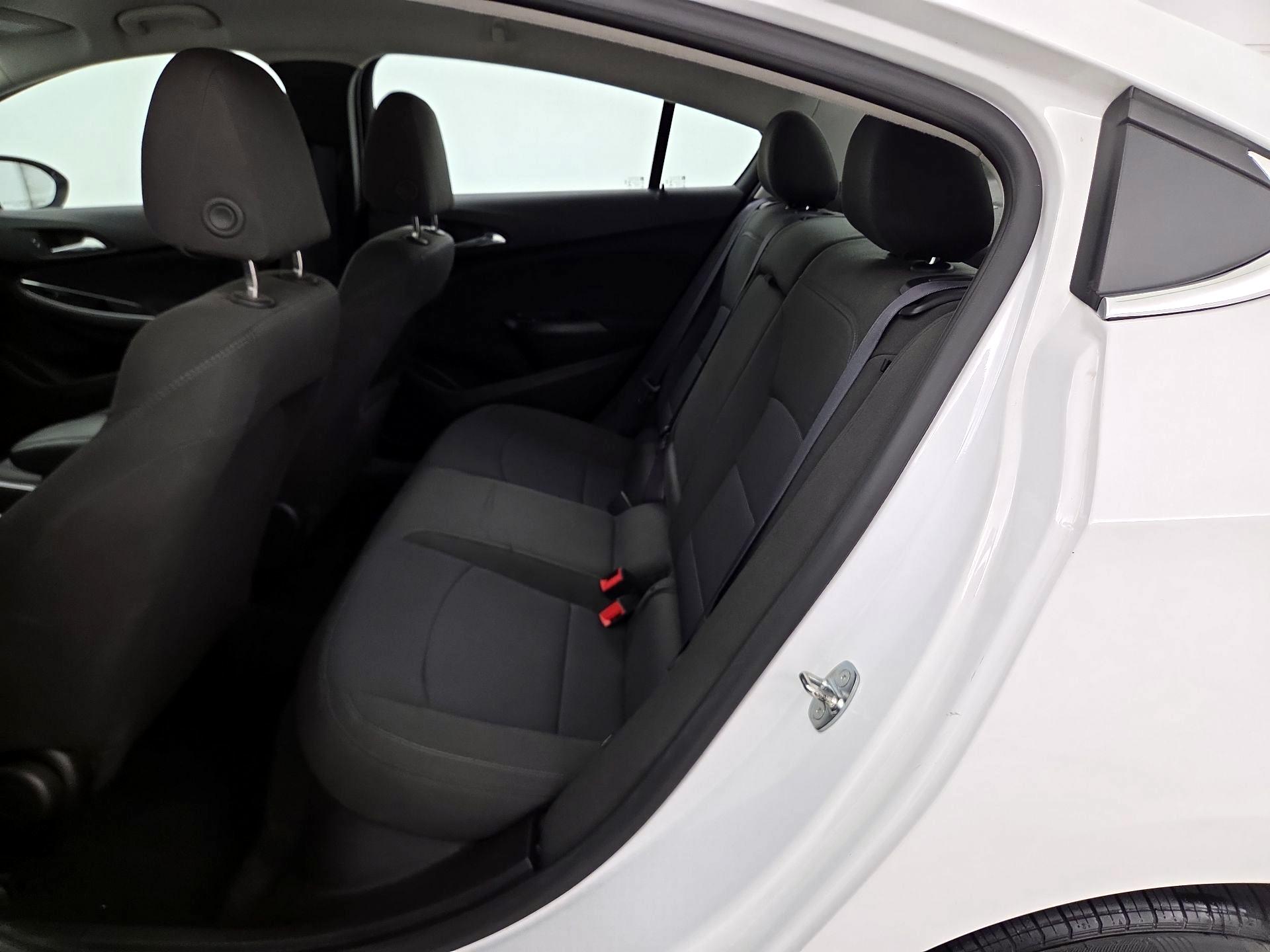 Thumbnail: 2017 Chevrolet Cruze - 19
