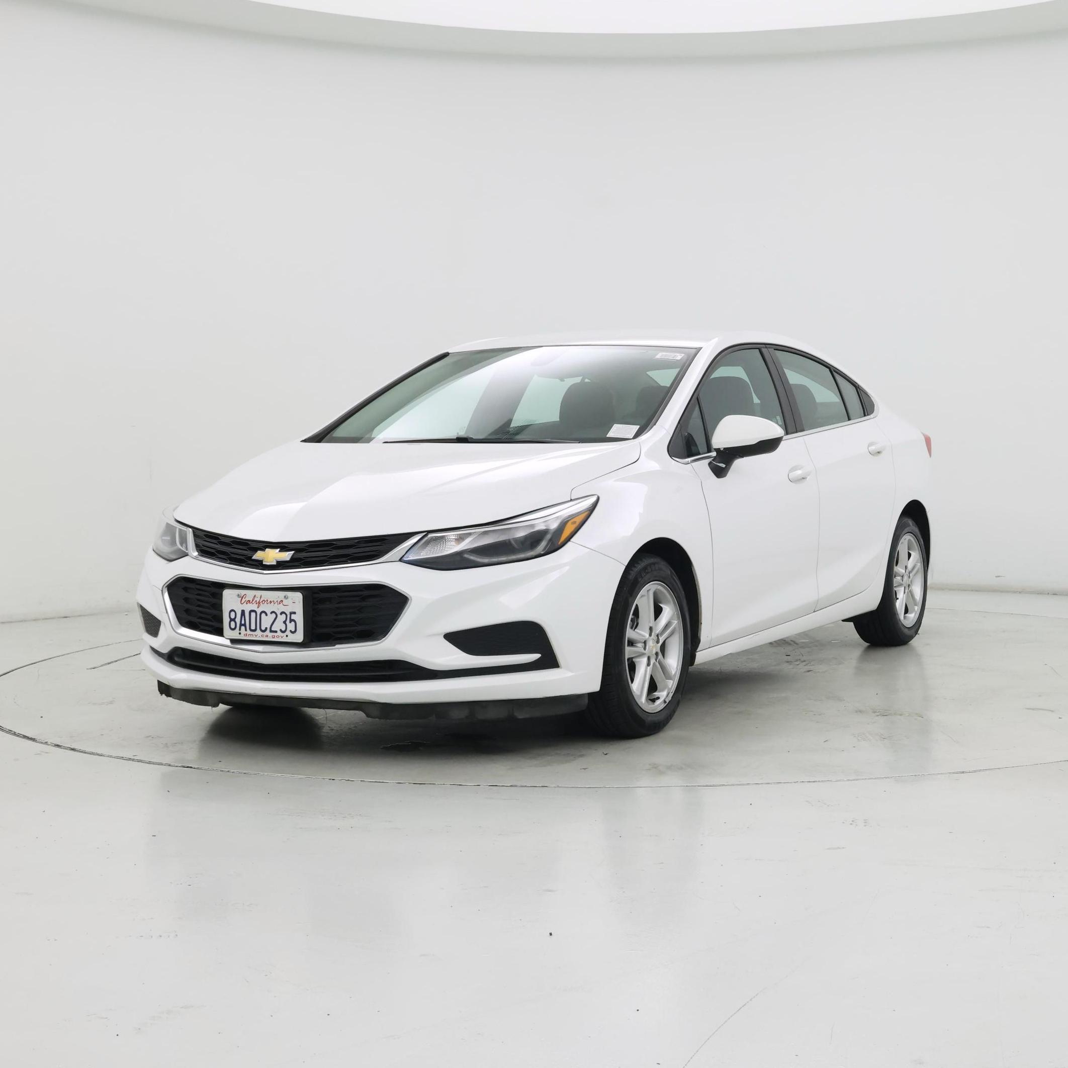 Thumbnail: 2017 Chevrolet Cruze - 4