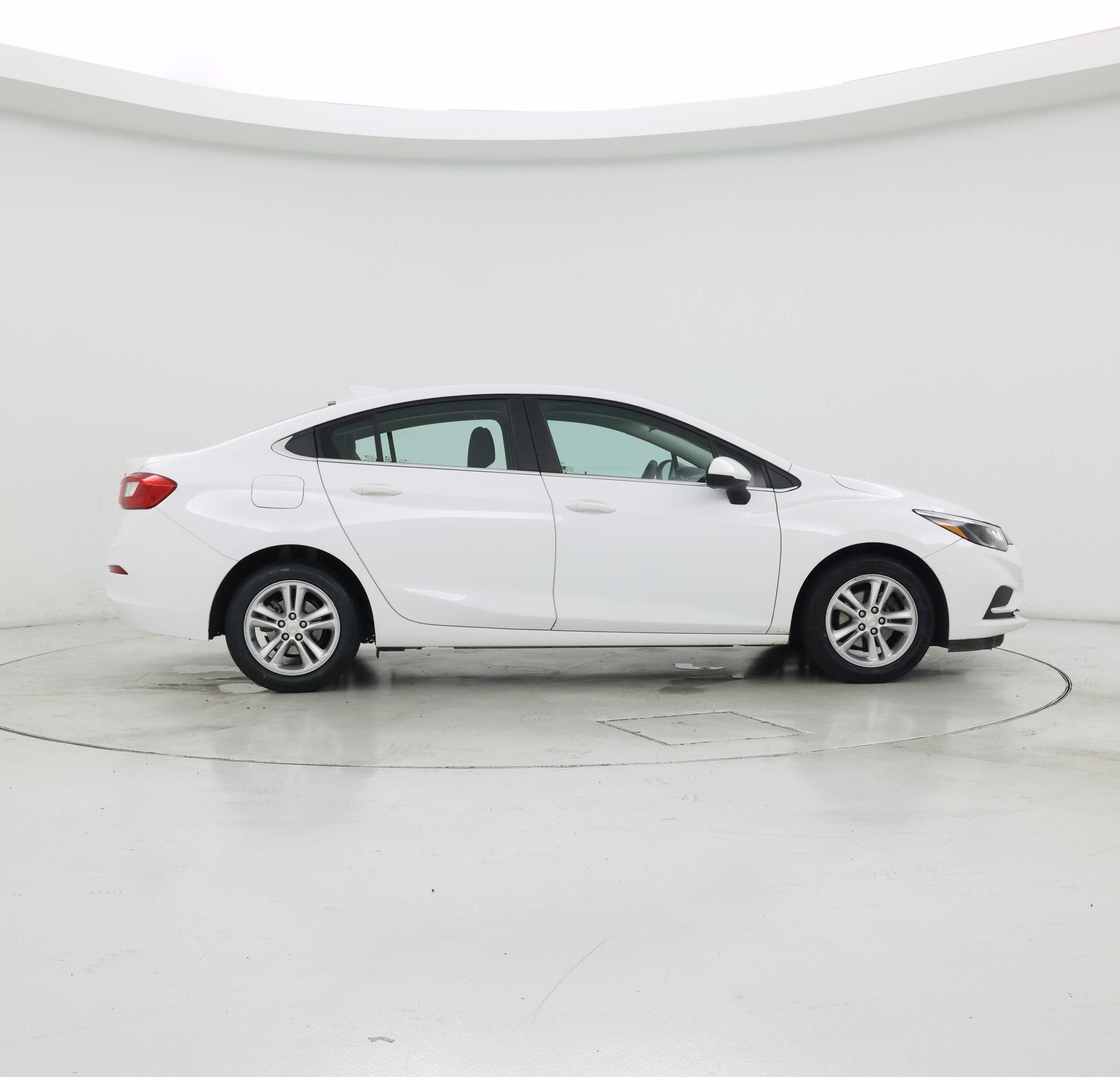 Thumbnail: 2017 Chevrolet Cruze - 7