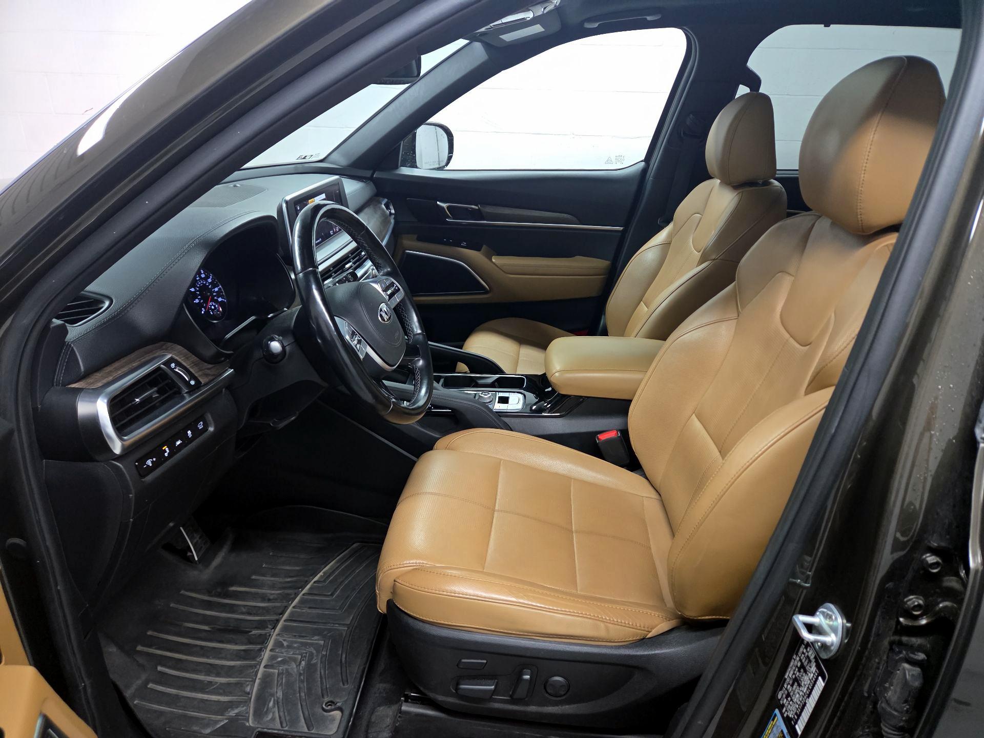 Thumbnail: 2020 Kia Telluride - 11