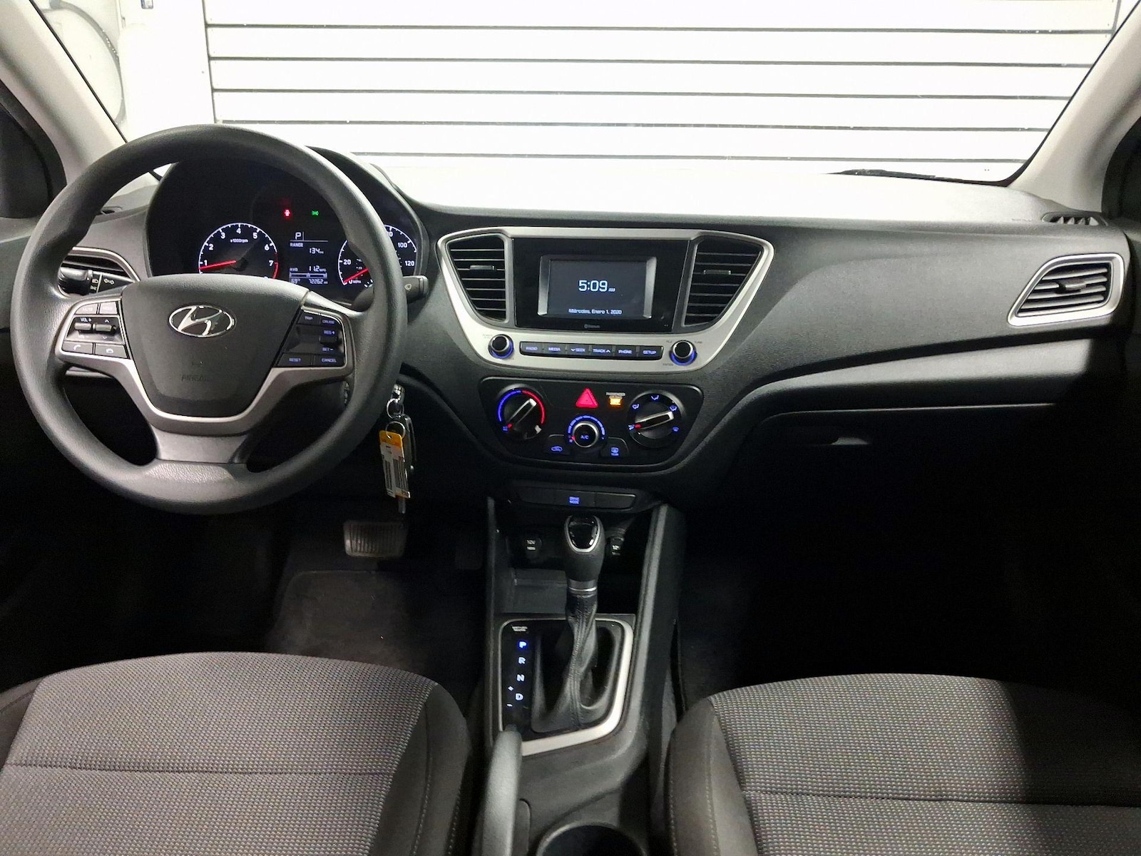 2019 Hyundai Accent SE - Photo 10