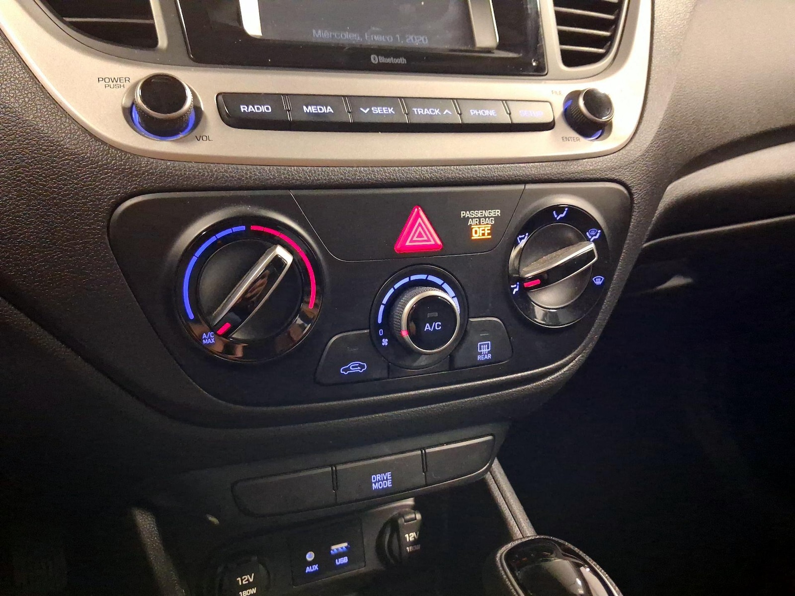 2019 Hyundai Accent SE - Photo 14