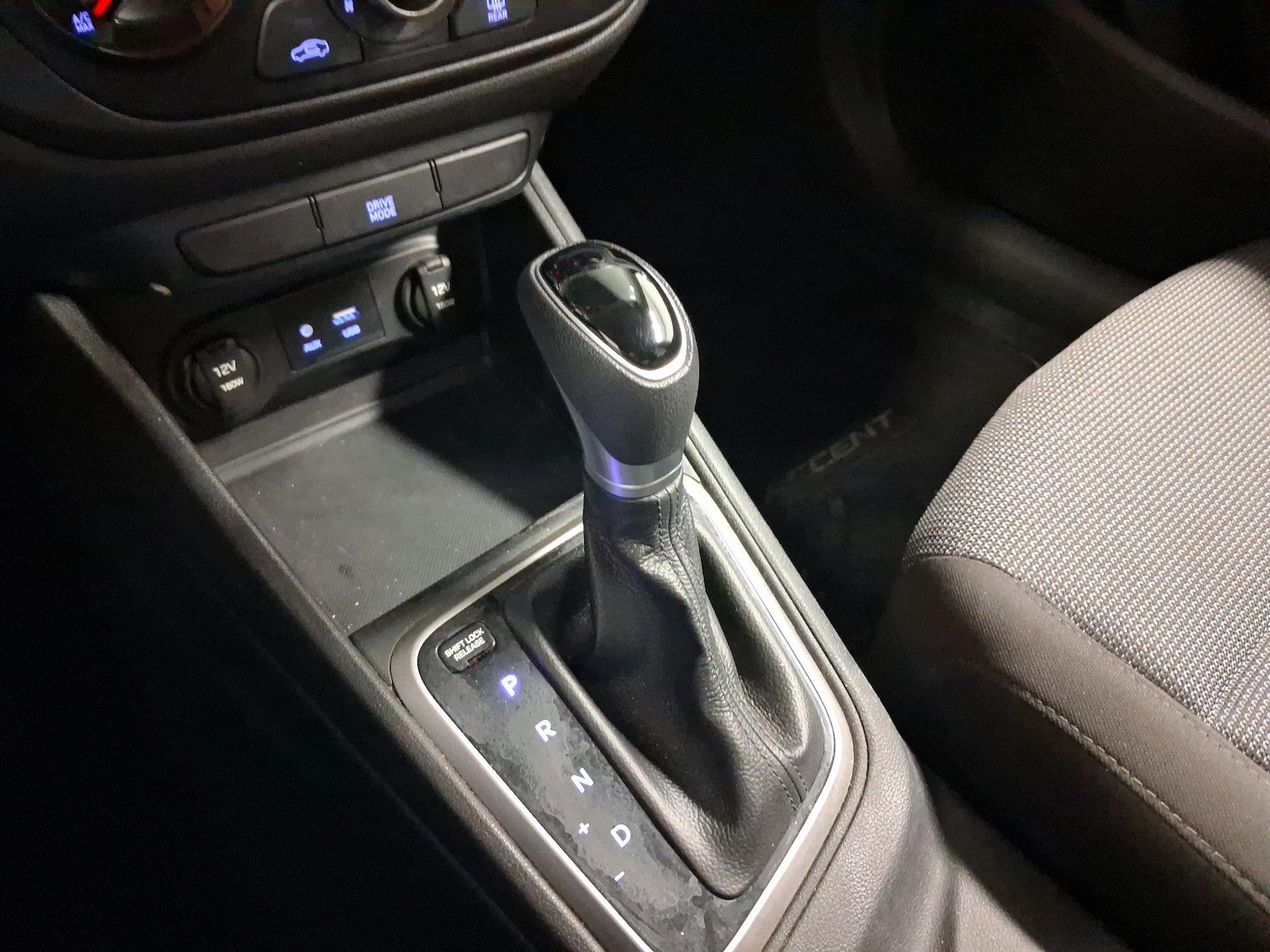 2019 Hyundai Accent SE - Photo 15