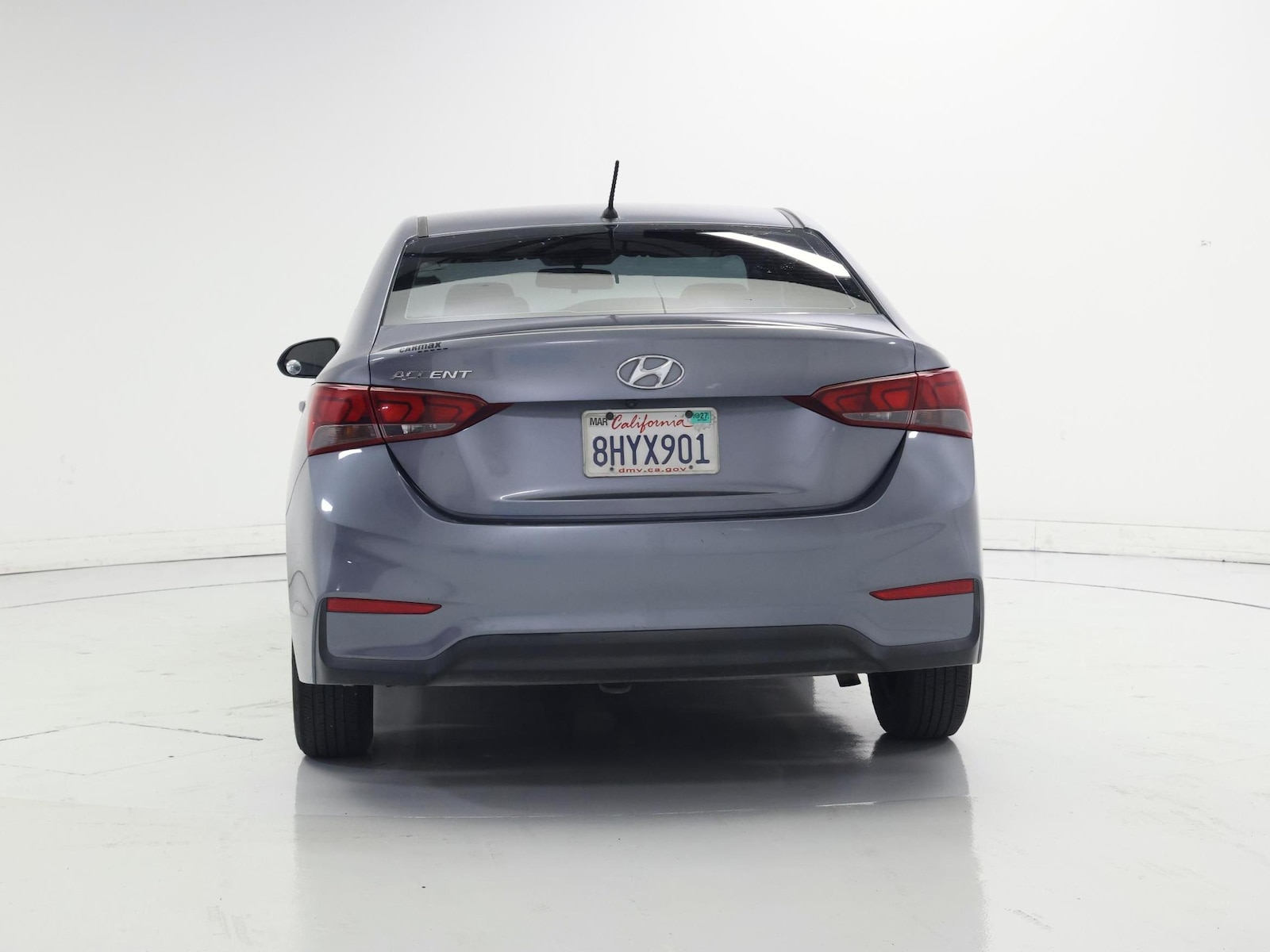 2019 Hyundai Accent SE - Photo 7