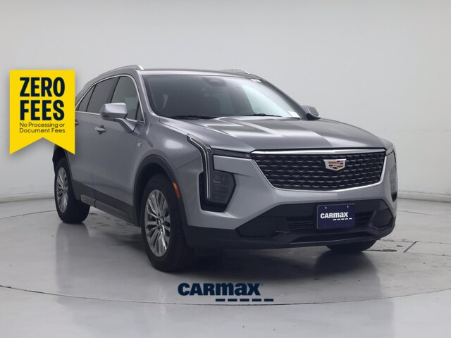 Silver 2024 Cadillac XT4 SUV / Crossover Front-Wheel Drive 9-Speed Automatic