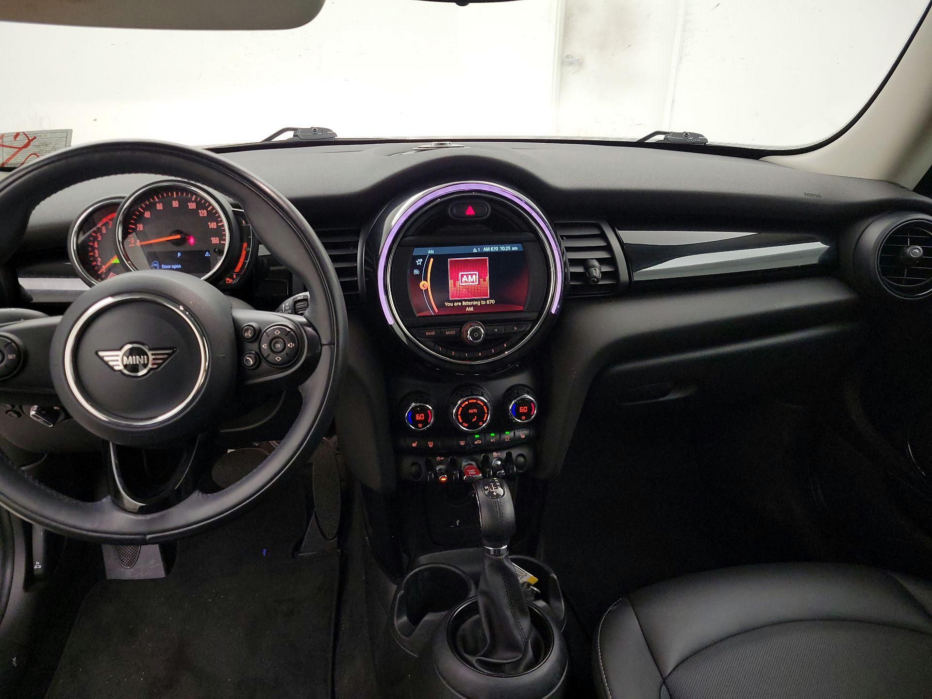 Thumbnail: 2019 MINI Cooper Hardtop - 8