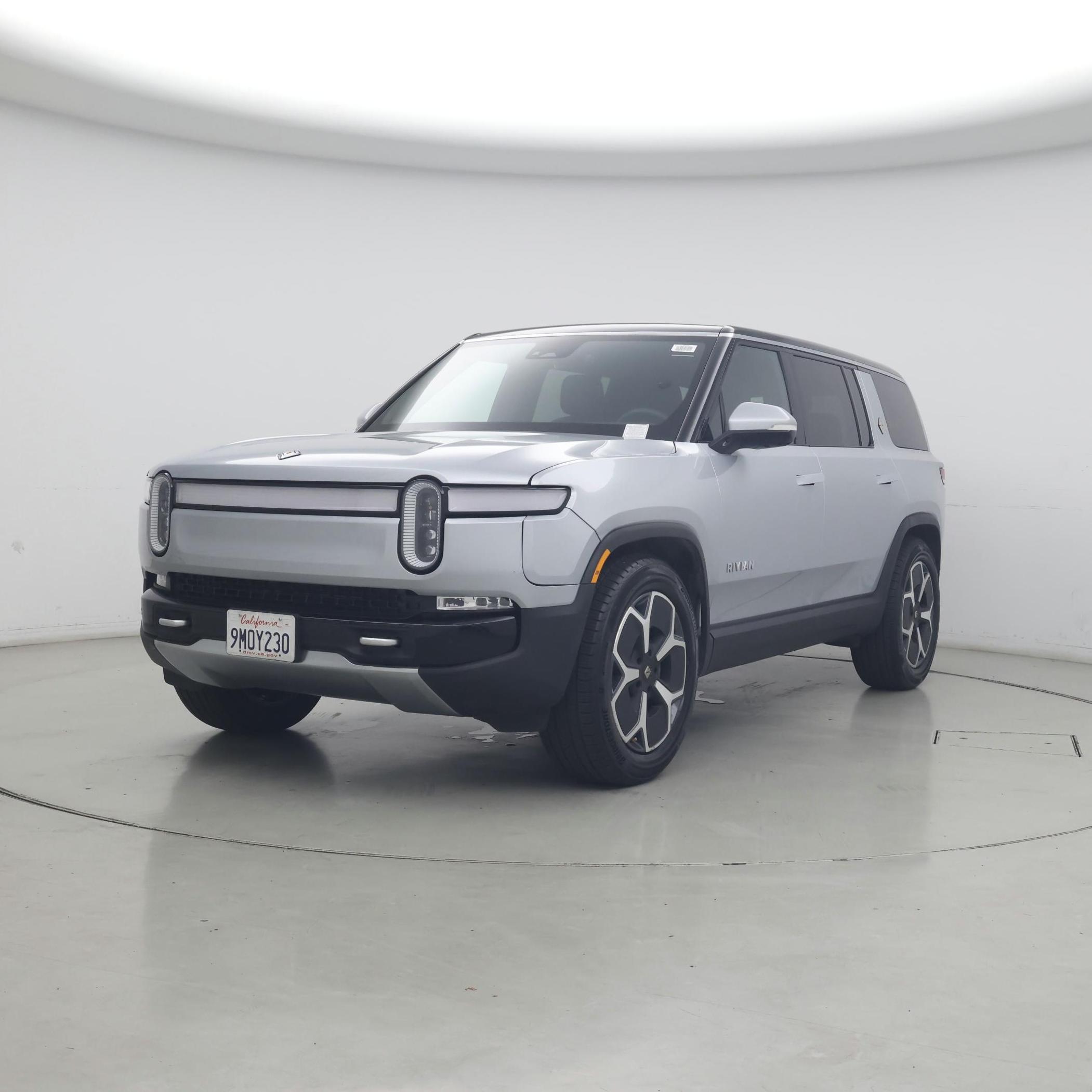 Thumbnail: 2024 Rivian R1S - 4
