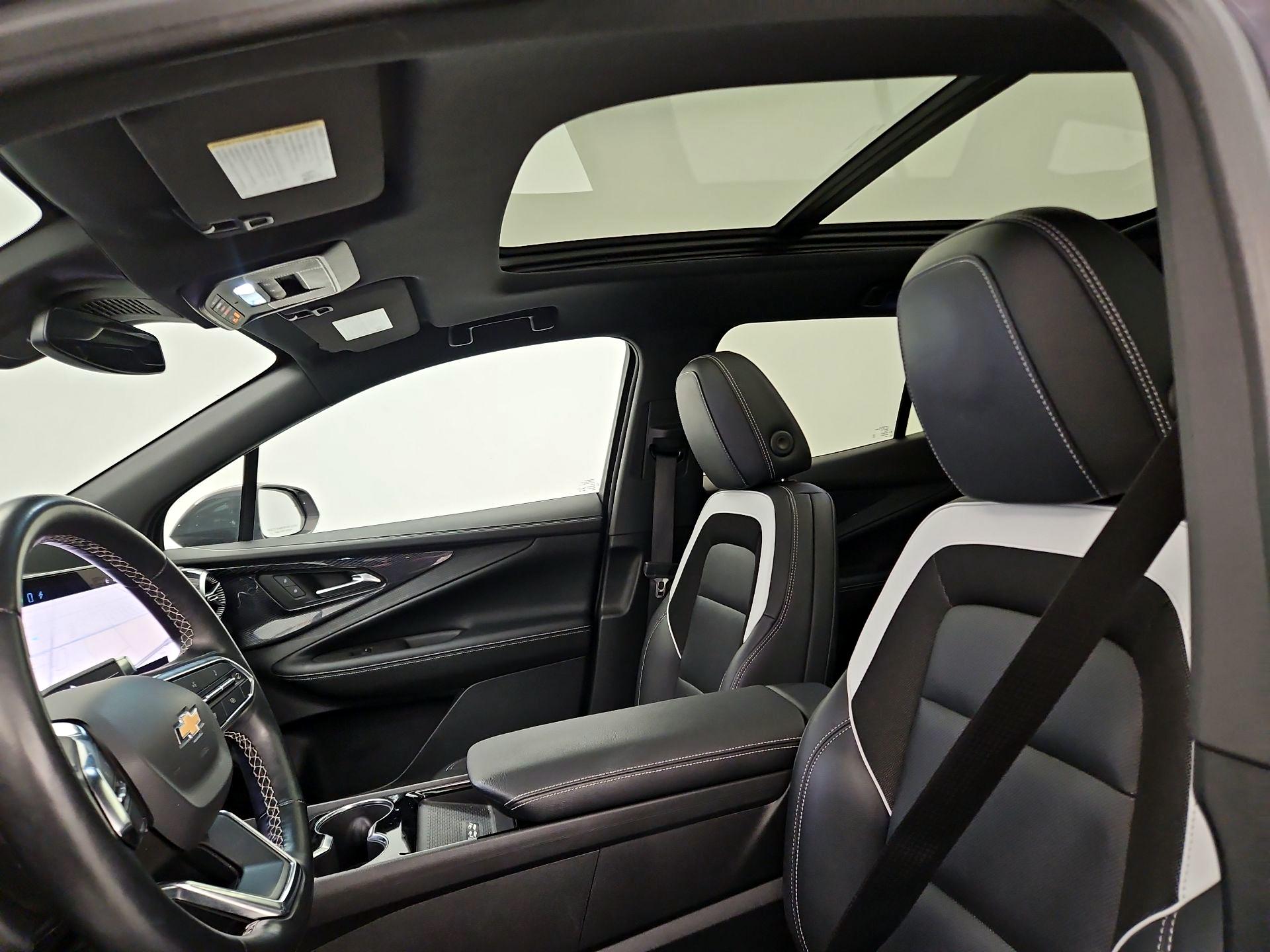 Thumbnail: 2024 Chevrolet Blazer EV - 20